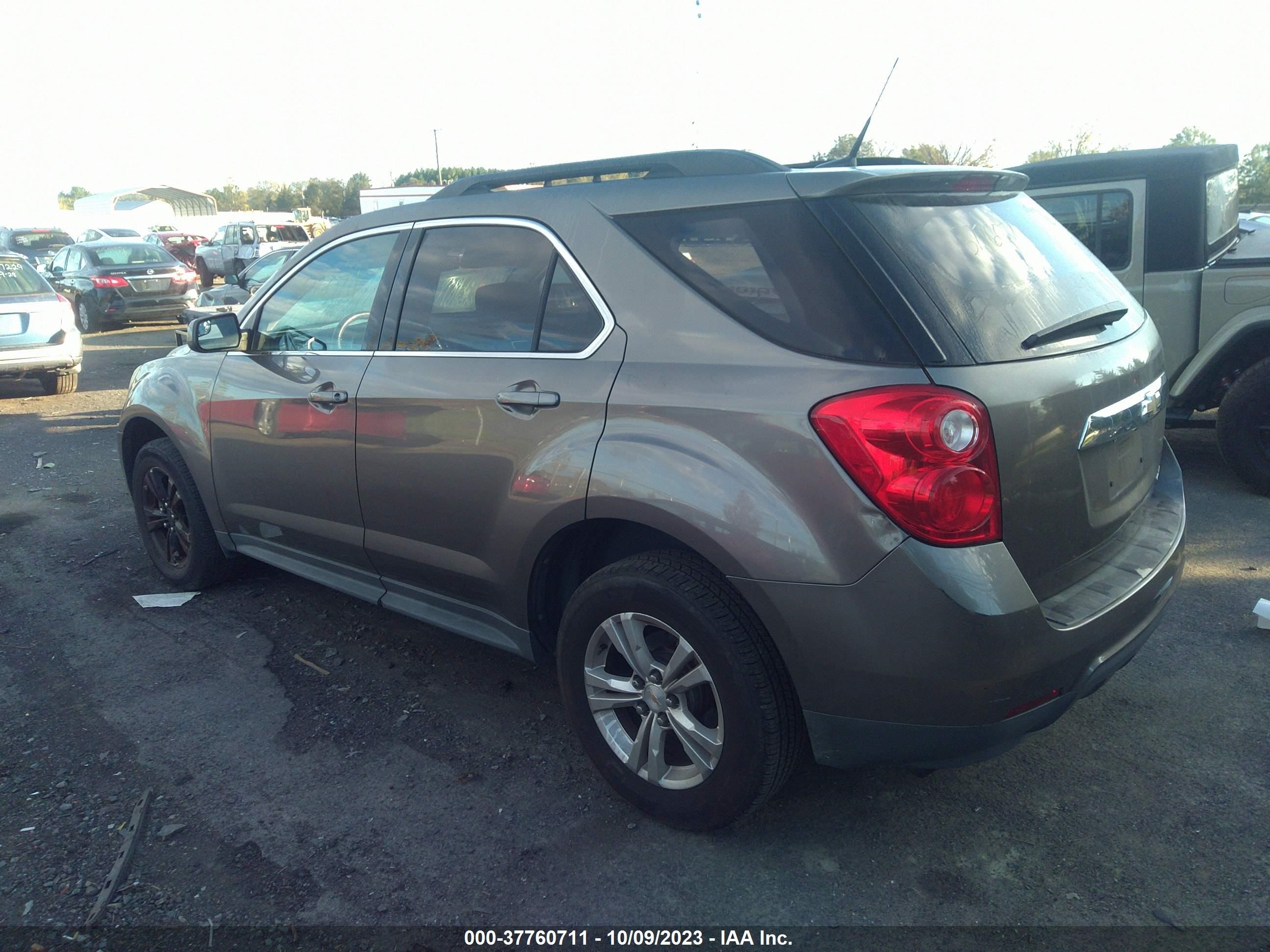 Photo 2 VIN: 2GNALDEK2C6120253 - CHEVROLET EQUINOX 