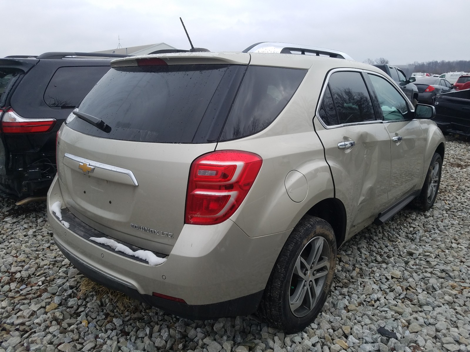 Photo 3 VIN: 2GNALDEK2G1157175 - CHEVROLET EQUINOX LT 