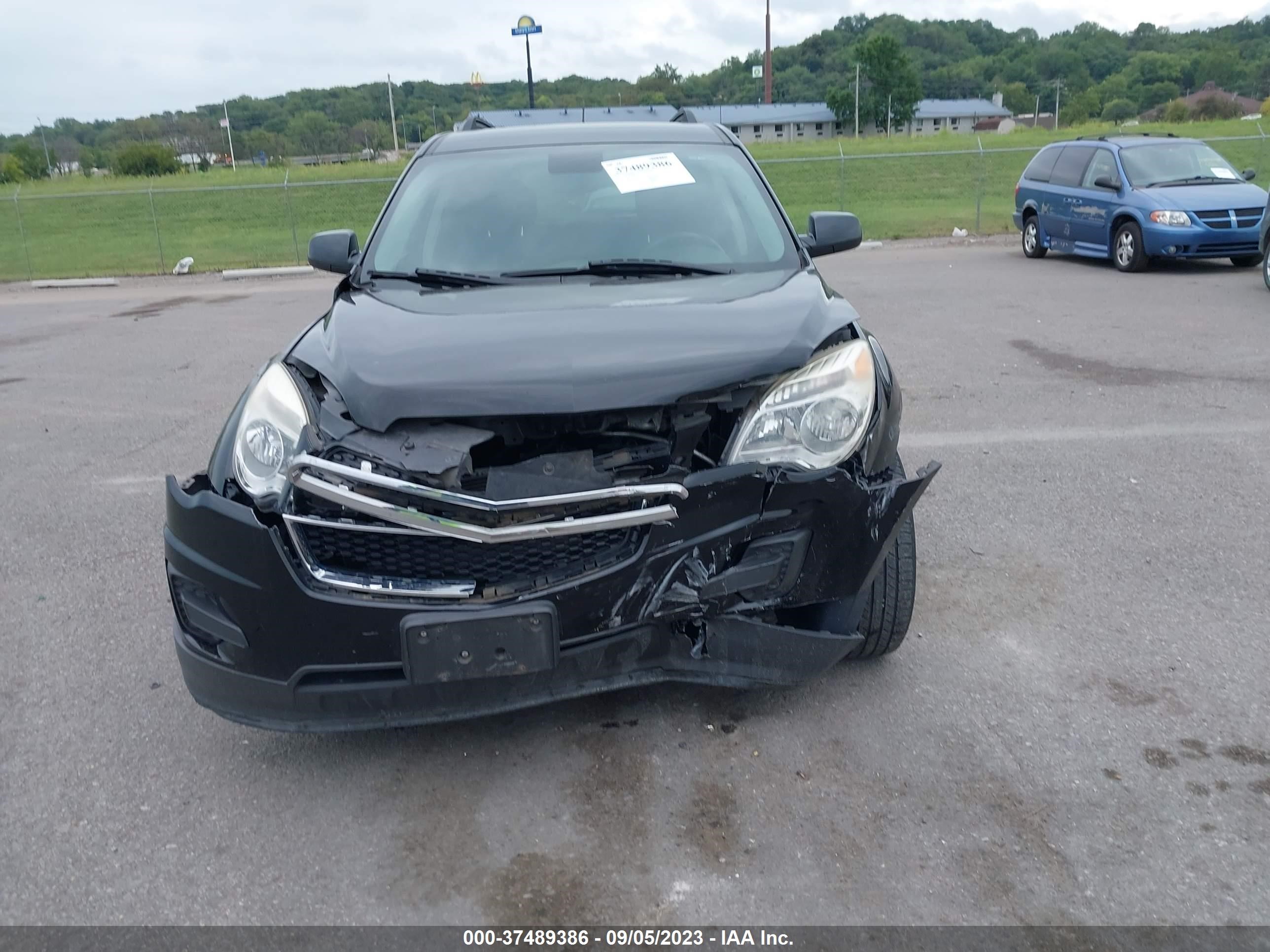 Photo 5 VIN: 2GNALDEK4D1106806 - CHEVROLET EQUINOX 