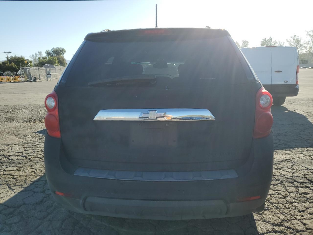 Photo 5 VIN: 2GNALDEK4D1239131 - CHEVROLET EQUINOX 