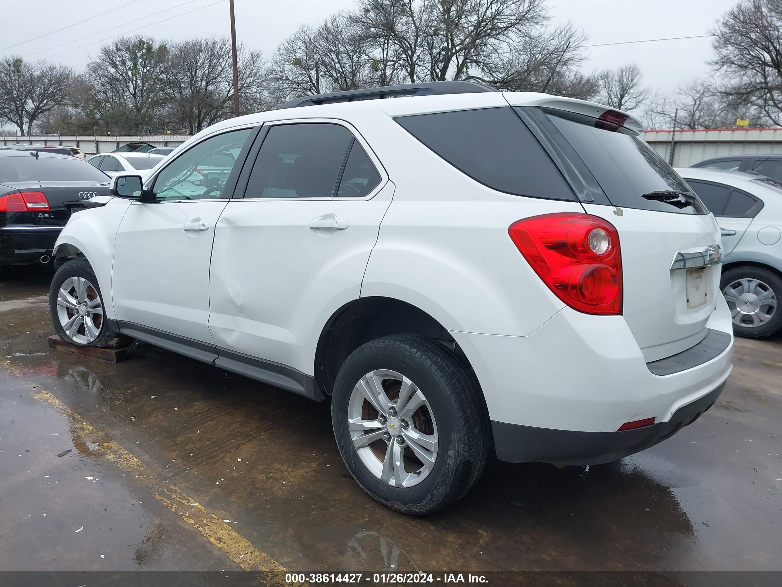 Photo 2 VIN: 2GNALDEK4D6104590 - CHEVROLET EQUINOX 