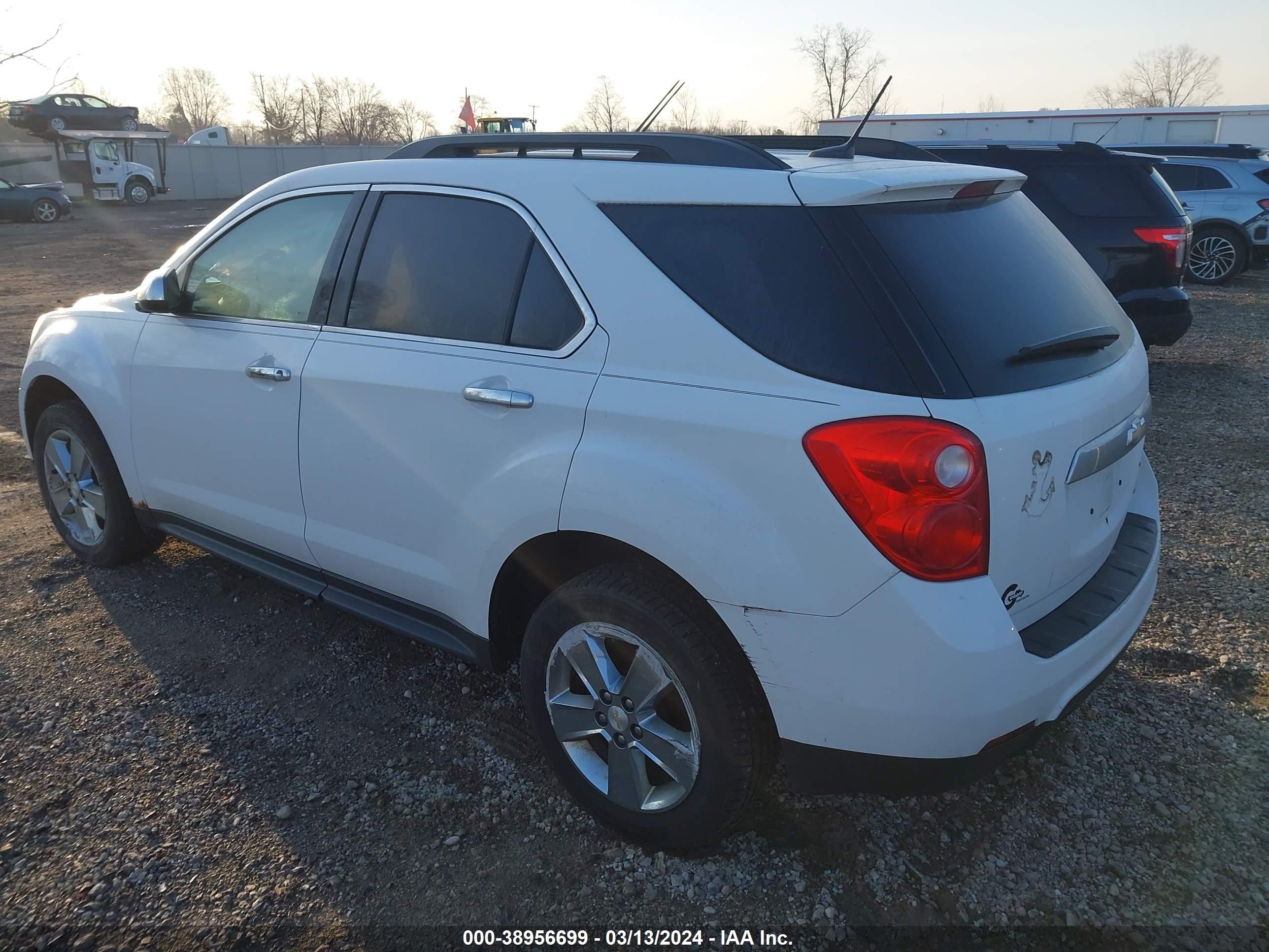 Photo 2 VIN: 2GNALDEK4D6338261 - CHEVROLET EQUINOX 