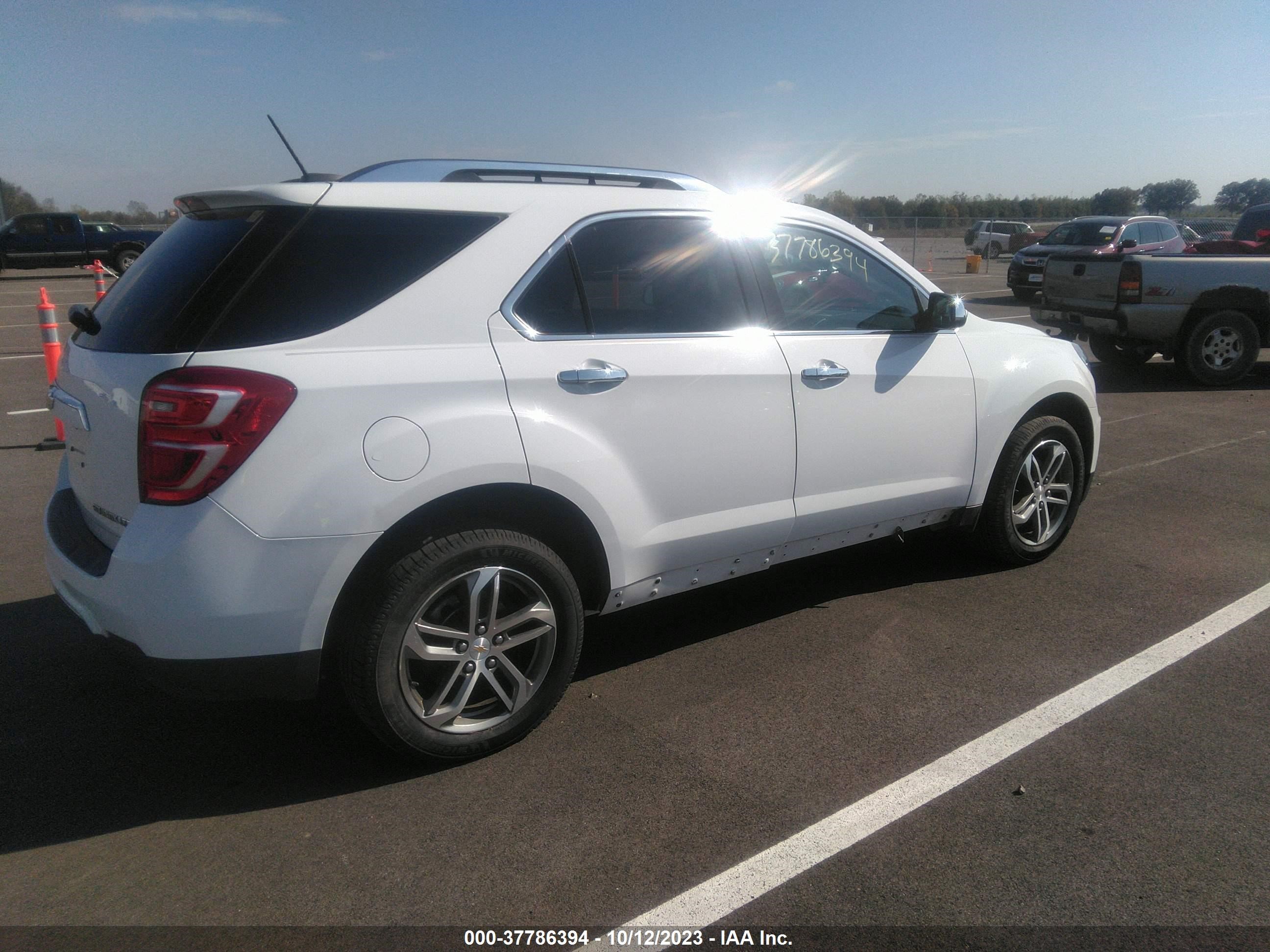 Photo 3 VIN: 2GNALDEK4G1180506 - CHEVROLET EQUINOX 