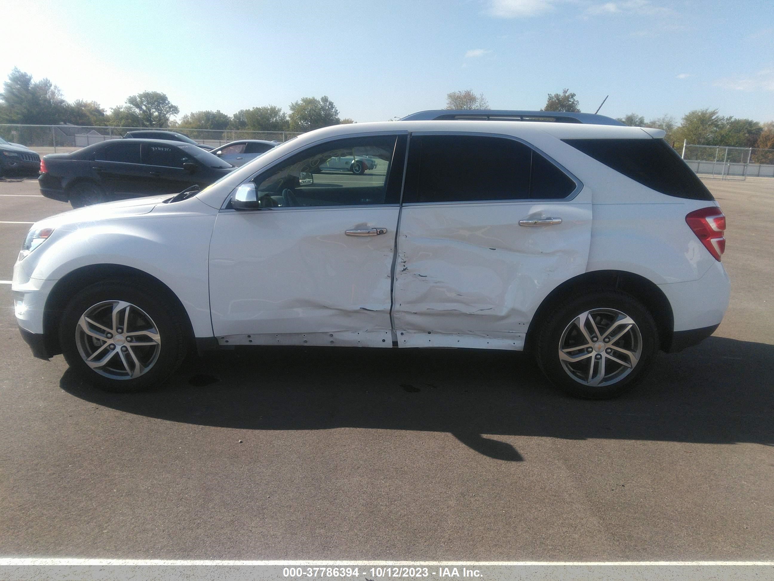 Photo 5 VIN: 2GNALDEK4G1180506 - CHEVROLET EQUINOX 