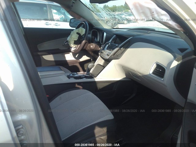 Photo 4 VIN: 2GNALDEK5C1180332 - CHEVROLET EQUINOX 