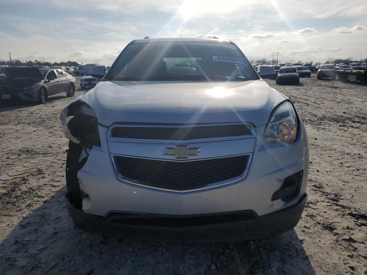 Photo 4 VIN: 2GNALDEK6C6174302 - CHEVROLET EQUINOX 