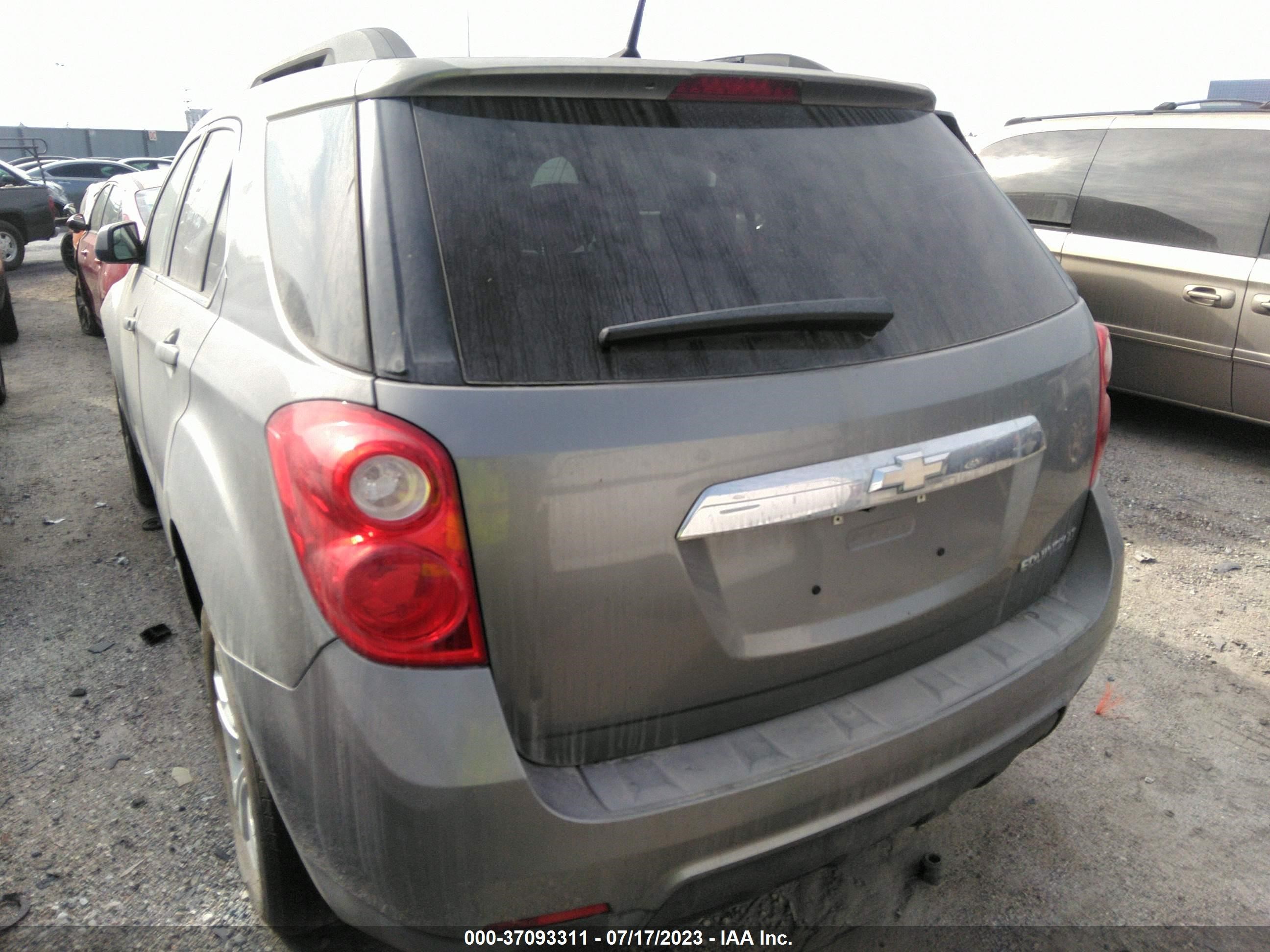 Photo 2 VIN: 2GNALDEK7C6348233 - CHEVROLET EQUINOX 