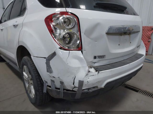 Photo 5 VIN: 2GNALDEK8C6396114 - CHEVROLET EQUINOX 