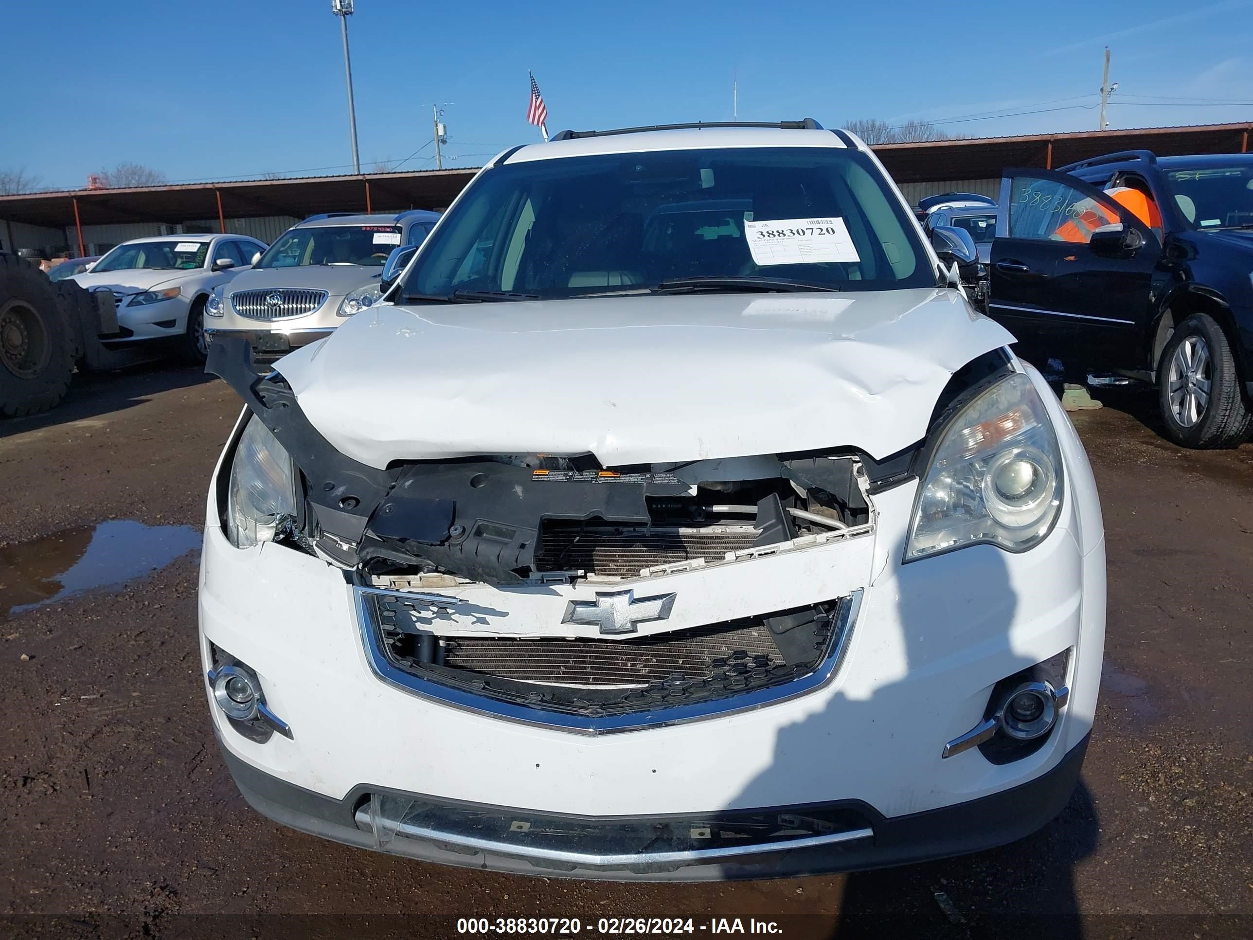 Photo 11 VIN: 2GNALDEK8E6312537 - CHEVROLET EQUINOX 