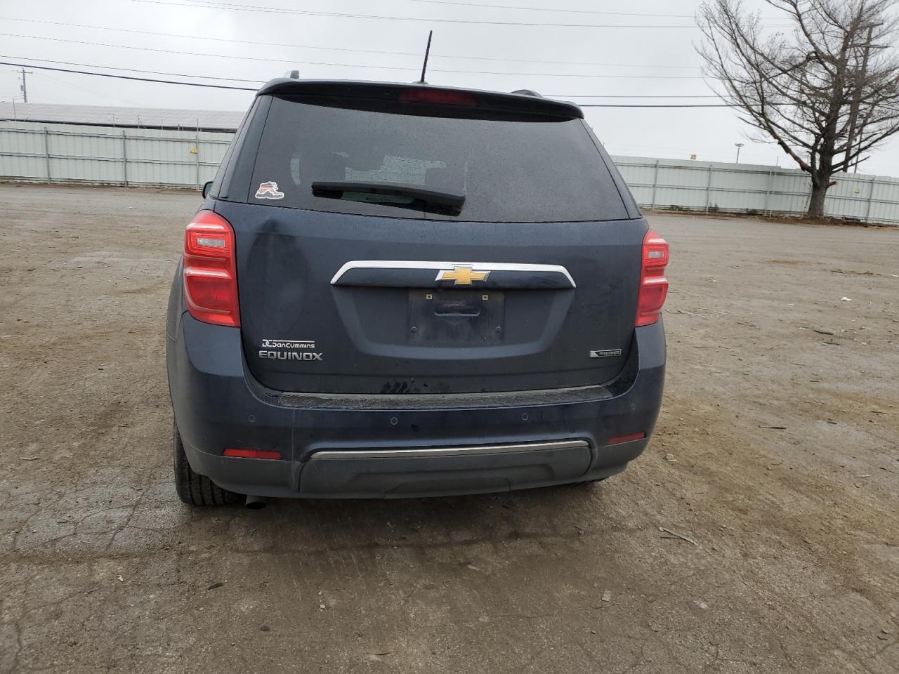 Photo 5 VIN: 2GNALDEK8H1558327 - CHEVROLET EQUINOX 