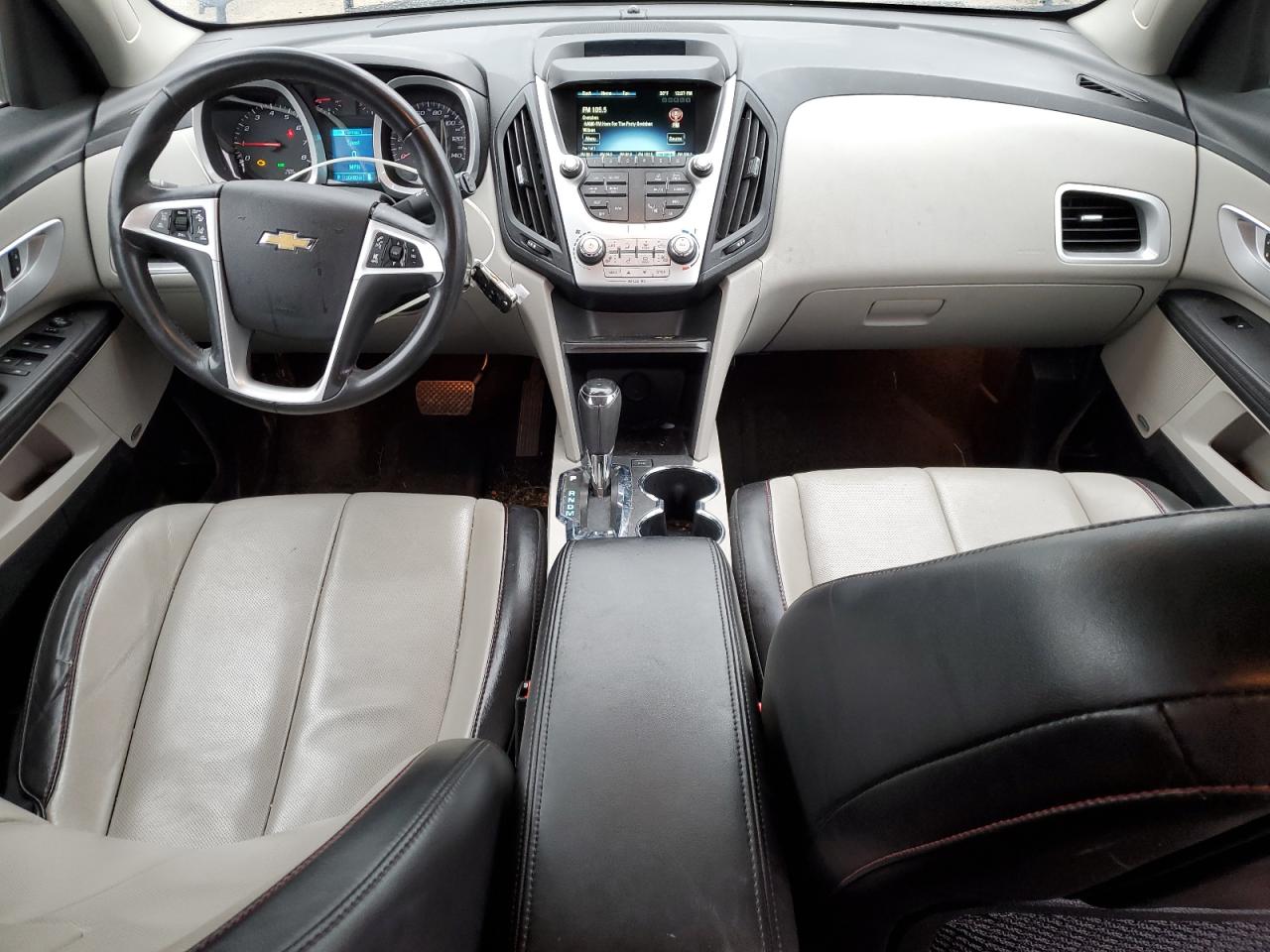 Photo 7 VIN: 2GNALDEK8H1558327 - CHEVROLET EQUINOX 