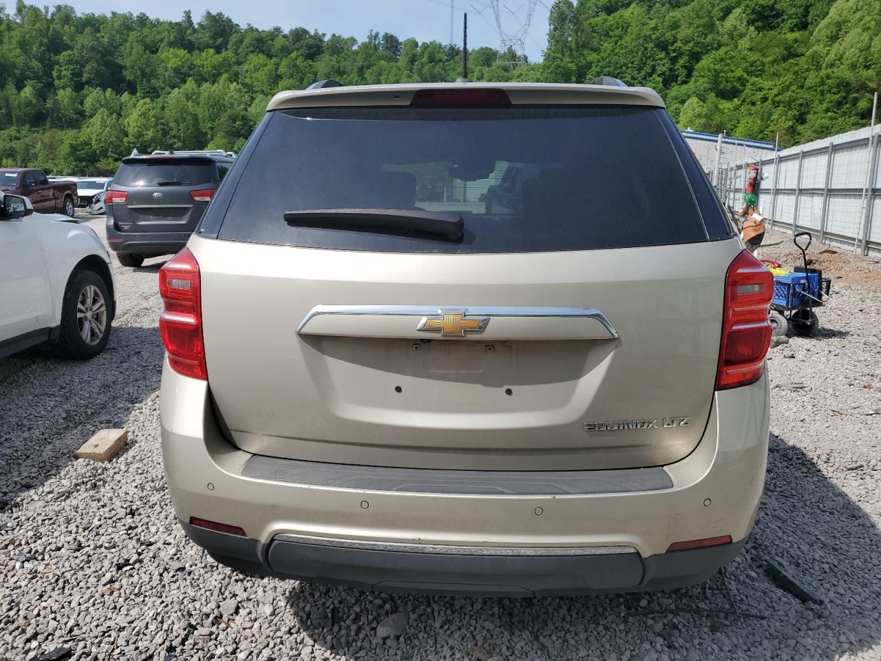 Photo 5 VIN: 2GNALDEK9G1163801 - CHEVROLET EQUINOX 