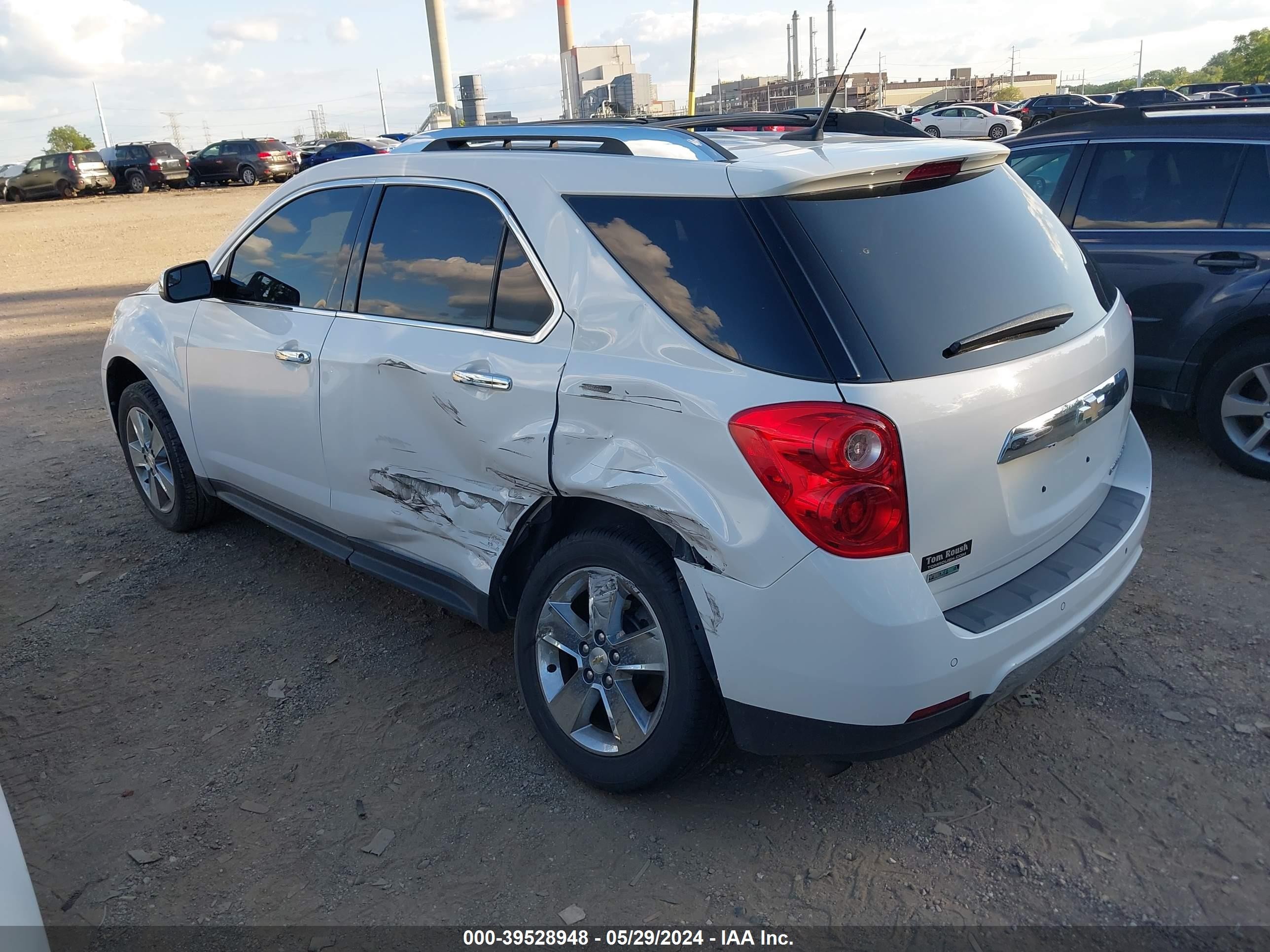 Photo 2 VIN: 2GNALFEK2C1134842 - CHEVROLET EQUINOX 