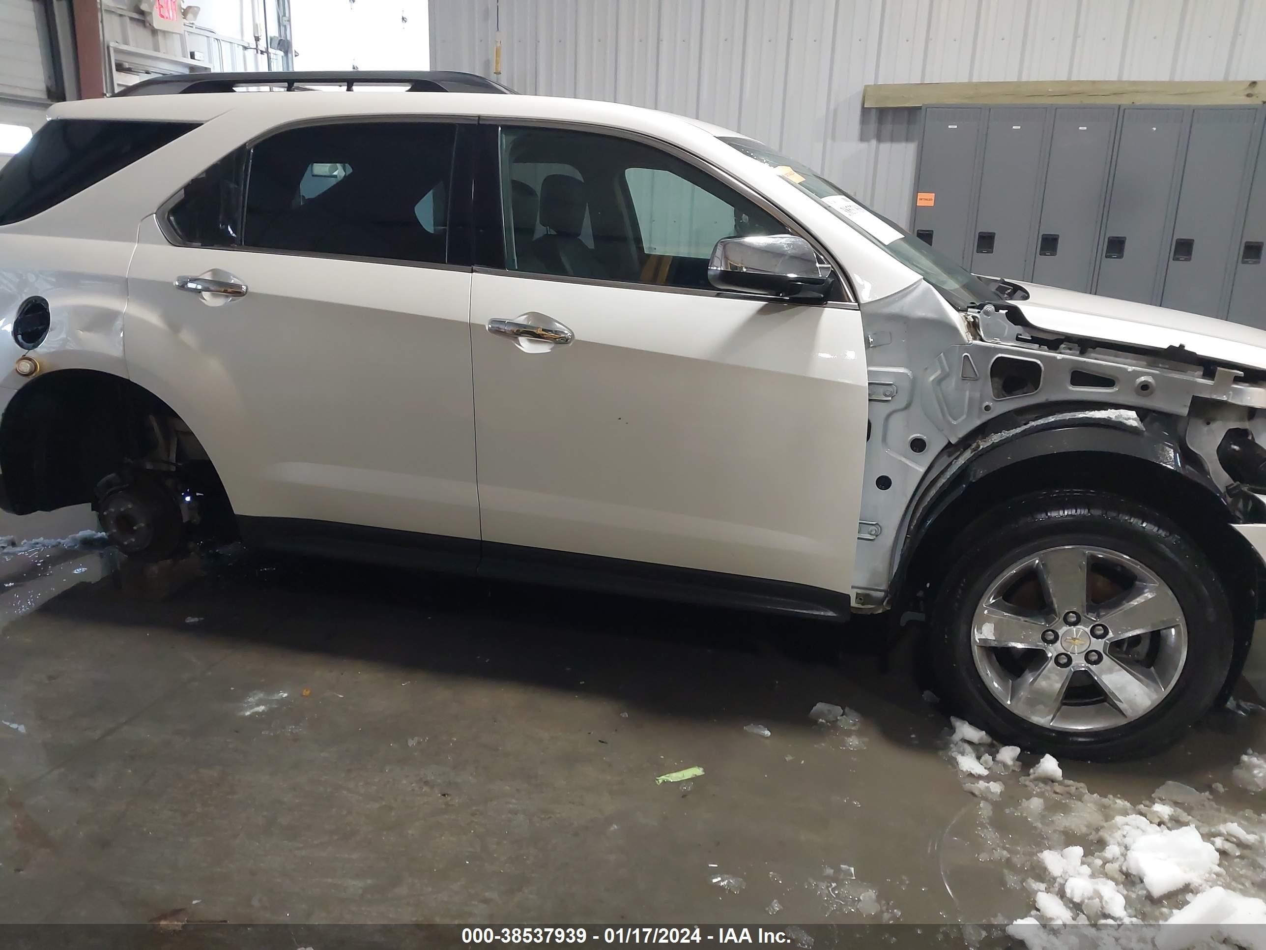 Photo 13 VIN: 2GNALFEK7C1233298 - CHEVROLET EQUINOX 