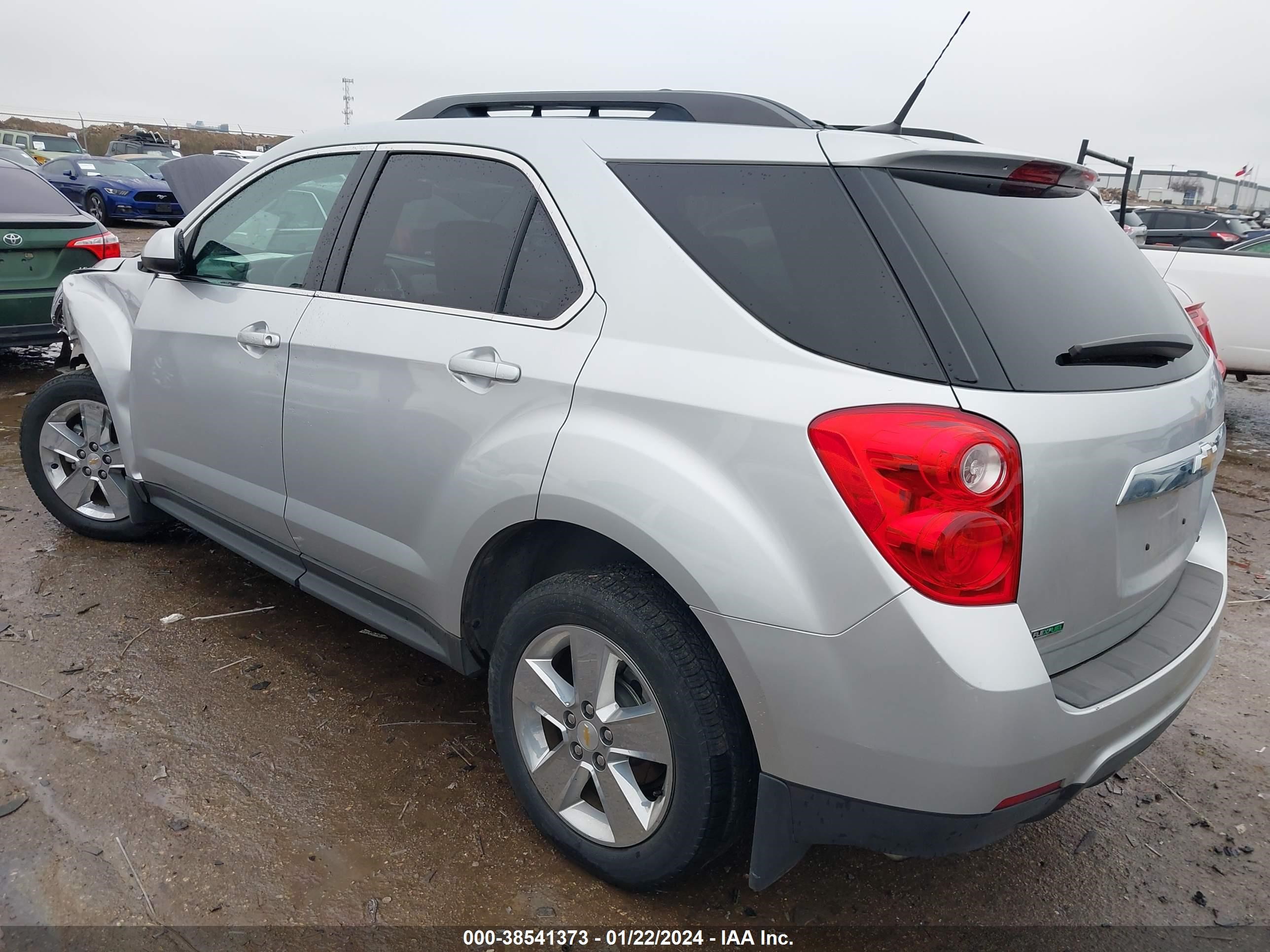 Photo 2 VIN: 2GNALPEK6C1216188 - CHEVROLET EQUINOX 