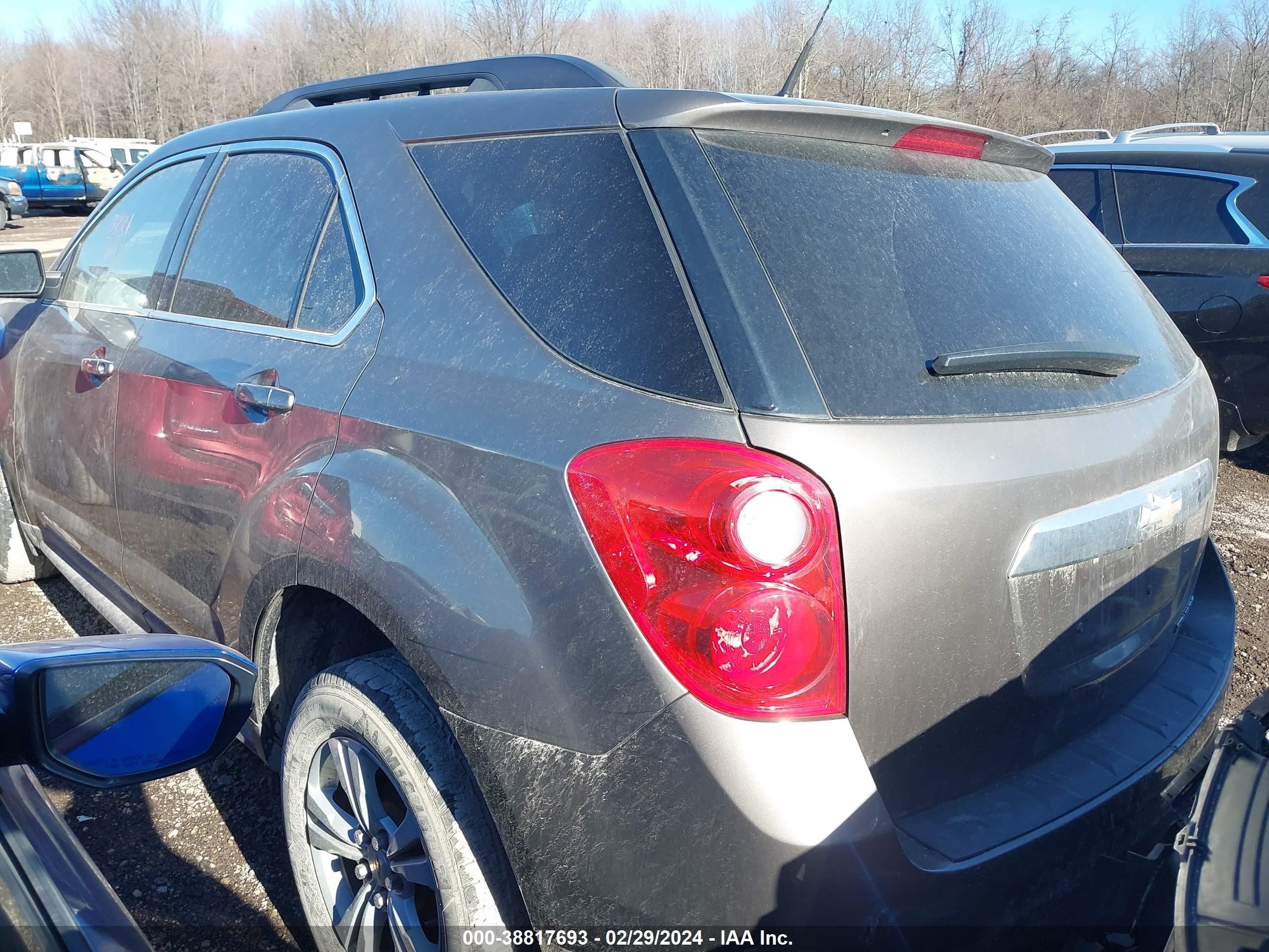 Photo 2 VIN: 2GNALPEK7C6324239 - CHEVROLET EQUINOX 