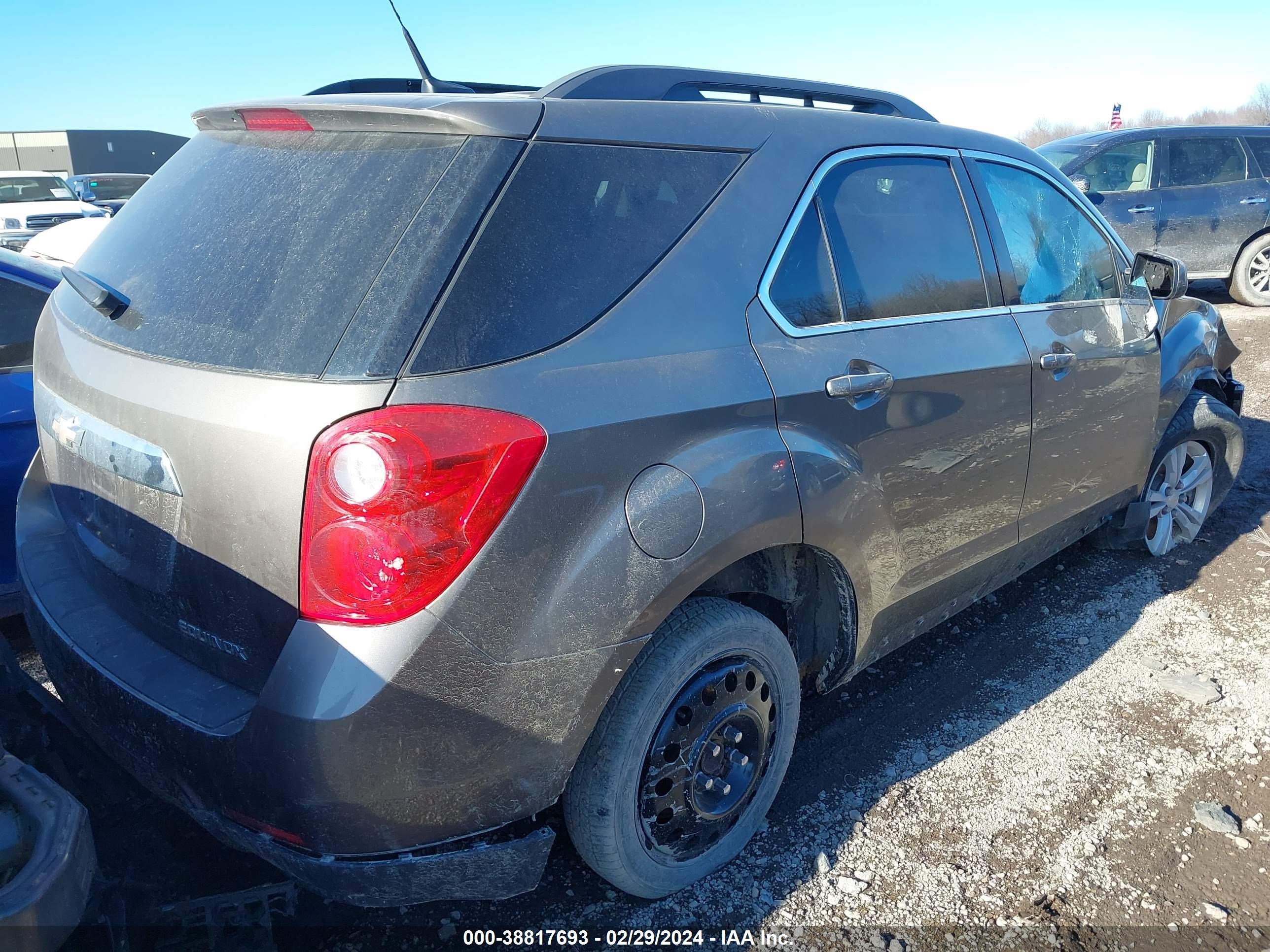 Photo 3 VIN: 2GNALPEK7C6324239 - CHEVROLET EQUINOX 