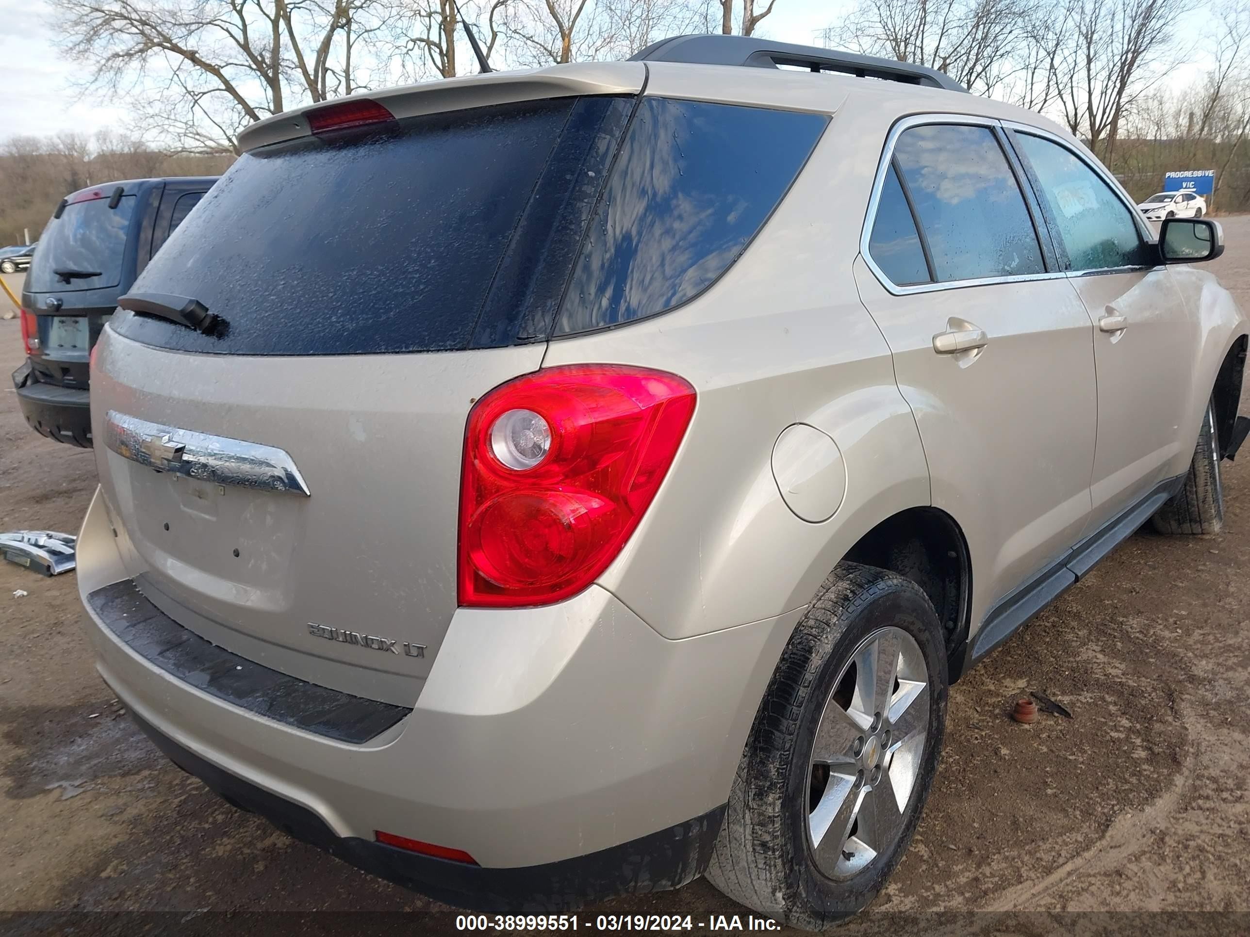 Photo 3 VIN: 2GNALPEKXC1166296 - CHEVROLET EQUINOX 