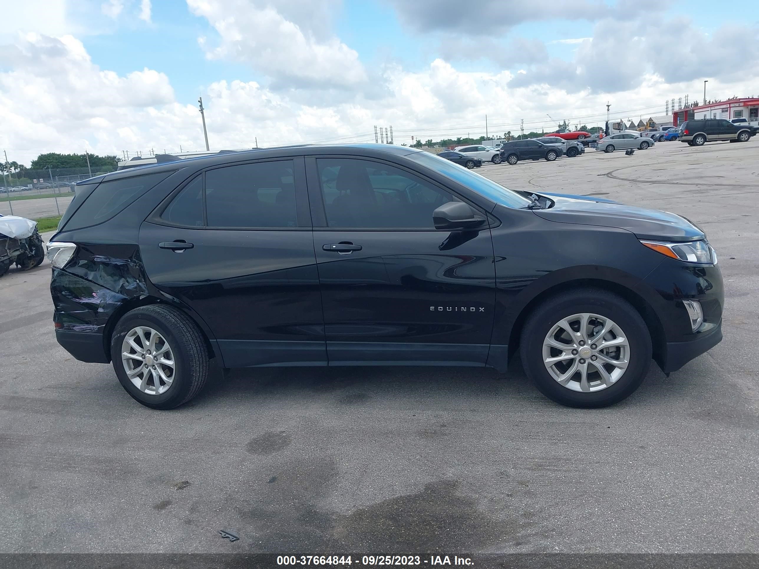 Photo 12 VIN: 2GNAXHEV0L6247539 - CHEVROLET EQUINOX 