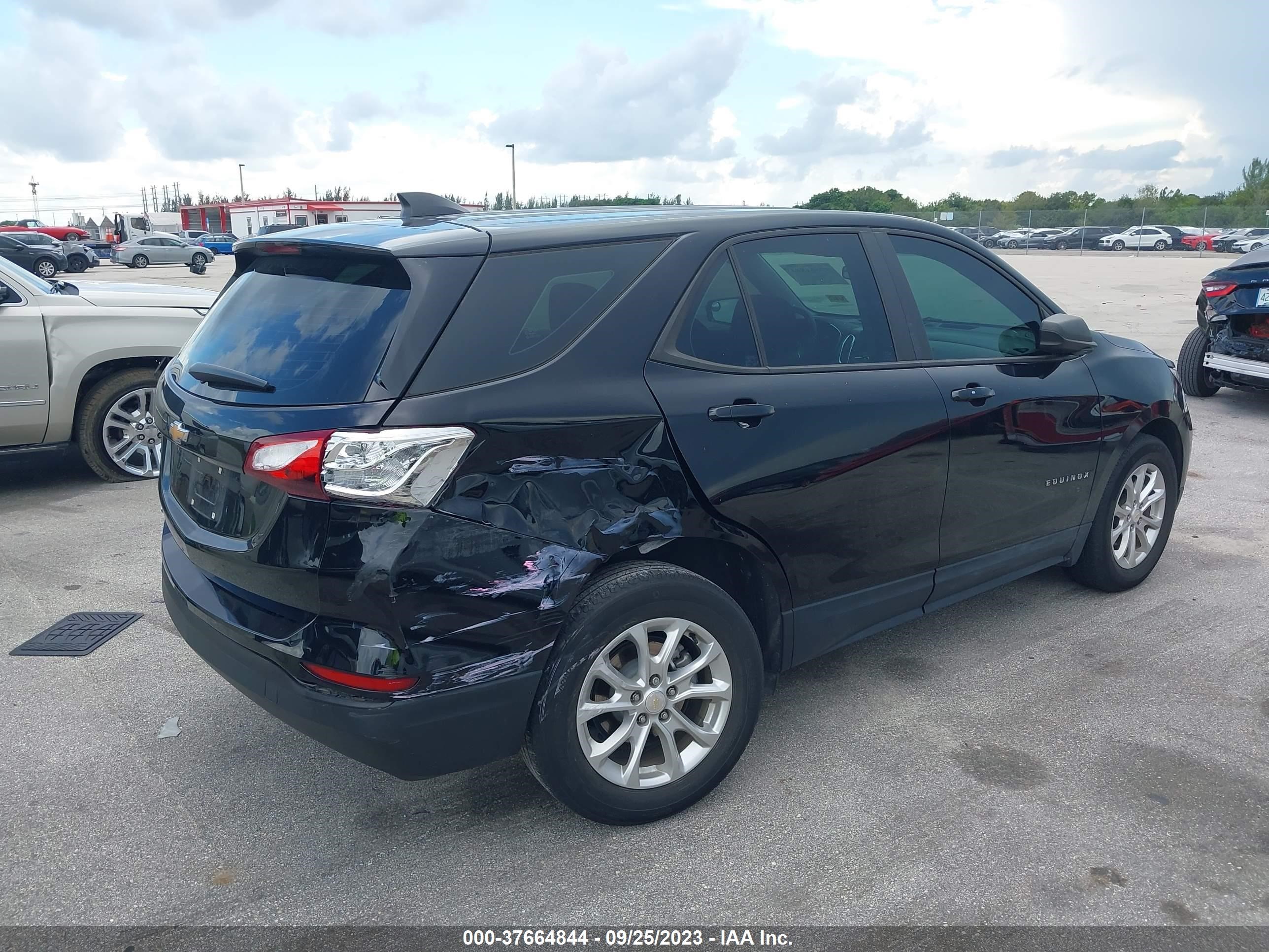 Photo 3 VIN: 2GNAXHEV0L6247539 - CHEVROLET EQUINOX 