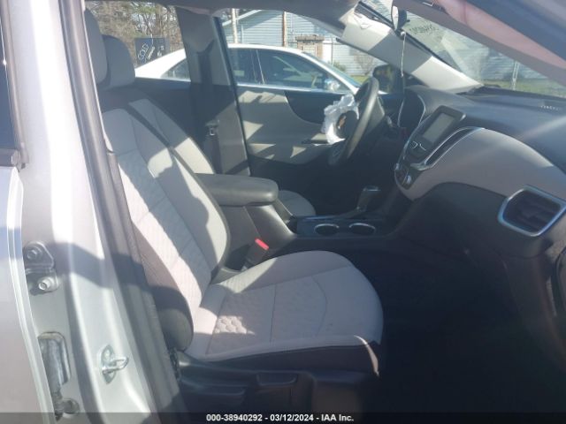 Photo 4 VIN: 2GNAXHEV1J6148886 - CHEVROLET EQUINOX 