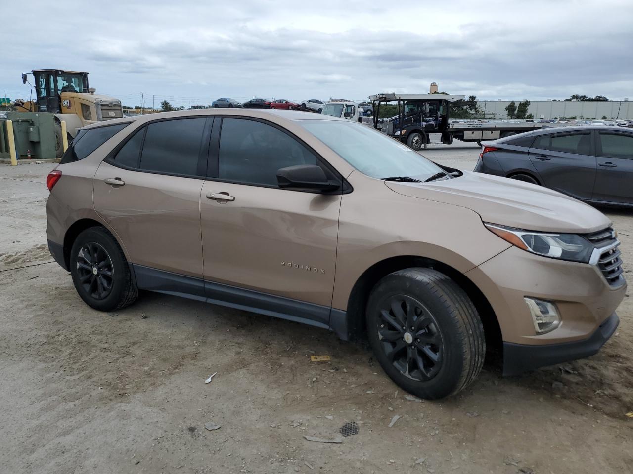 Photo 3 VIN: 2GNAXHEV1J6183119 - CHEVROLET EQUINOX 