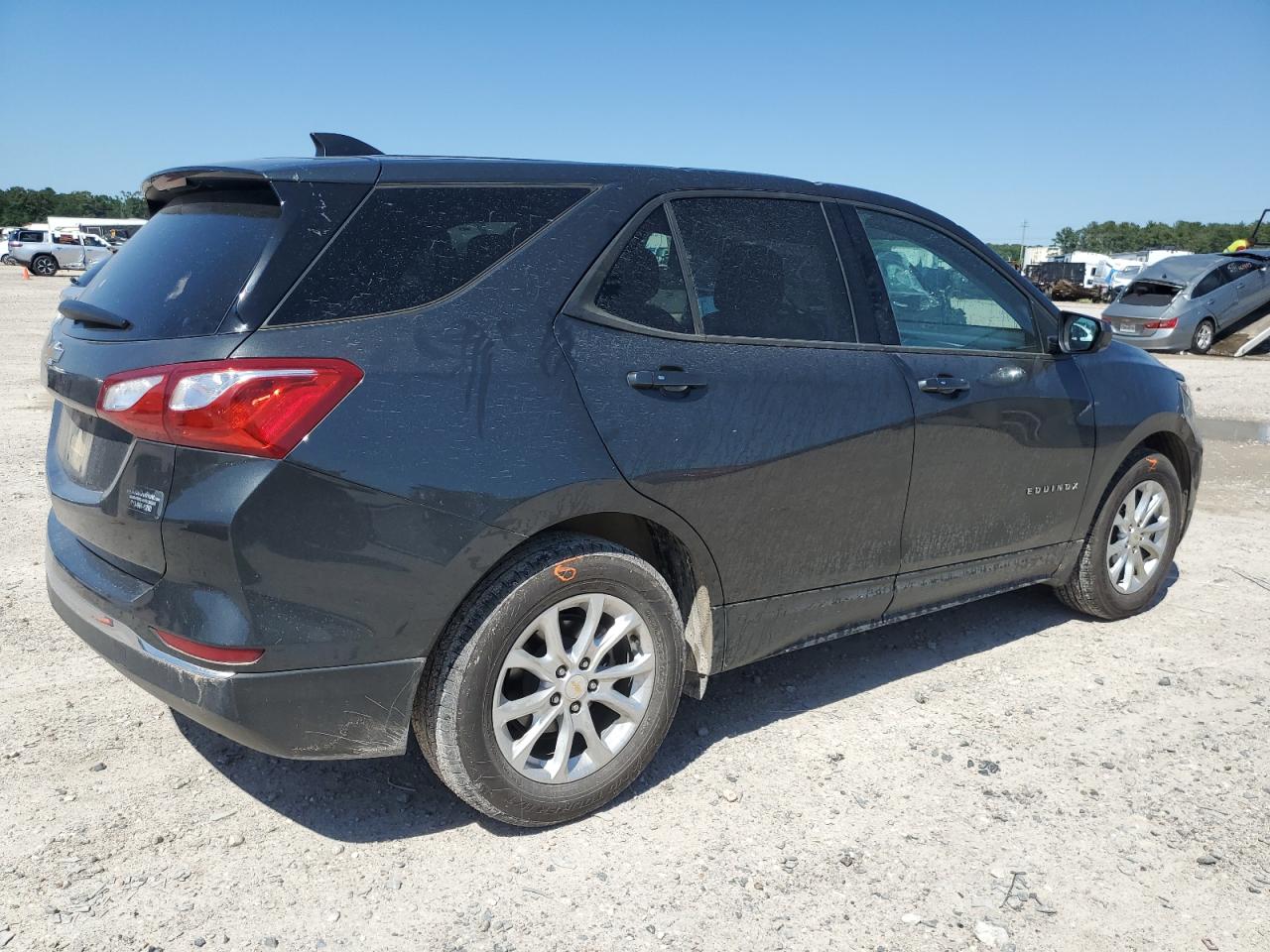 Photo 2 VIN: 2GNAXHEV1J6339952 - CHEVROLET EQUINOX 