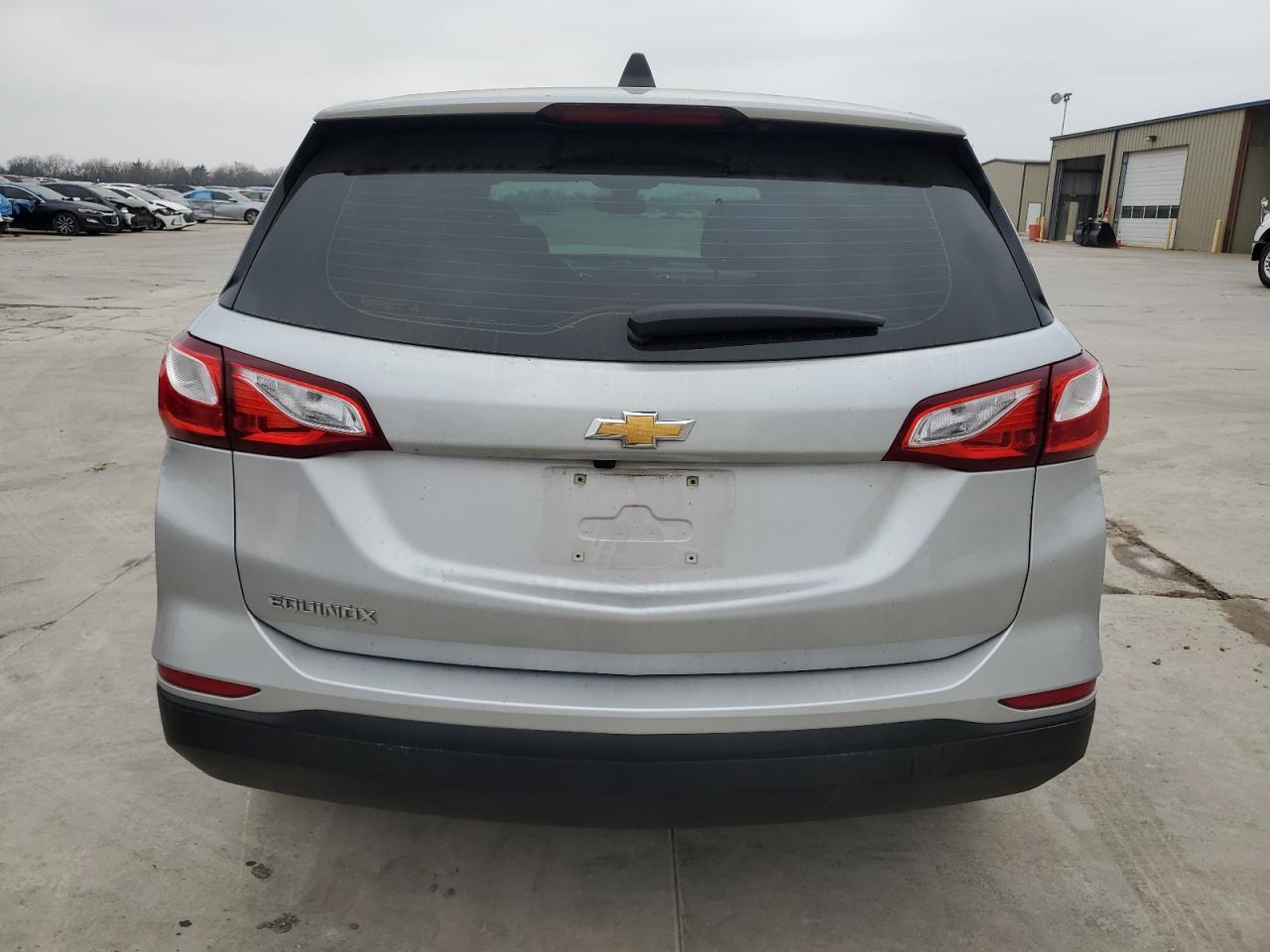 Photo 5 VIN: 2GNAXHEV1L6256945 - CHEVROLET EQUINOX 