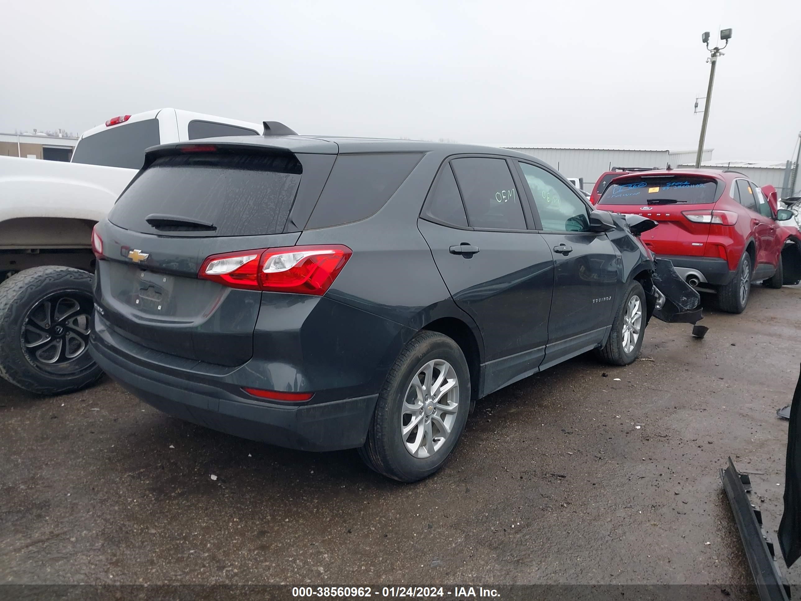 Photo 3 VIN: 2GNAXHEV1M6149315 - CHEVROLET EQUINOX 