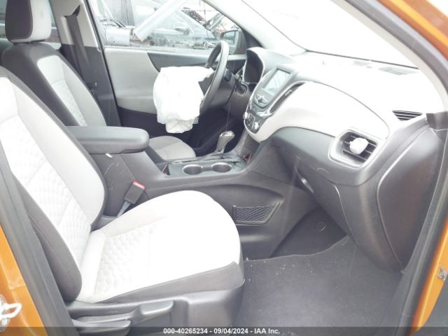 Photo 4 VIN: 2GNAXHEV2J6168080 - CHEVROLET EQUINOX 