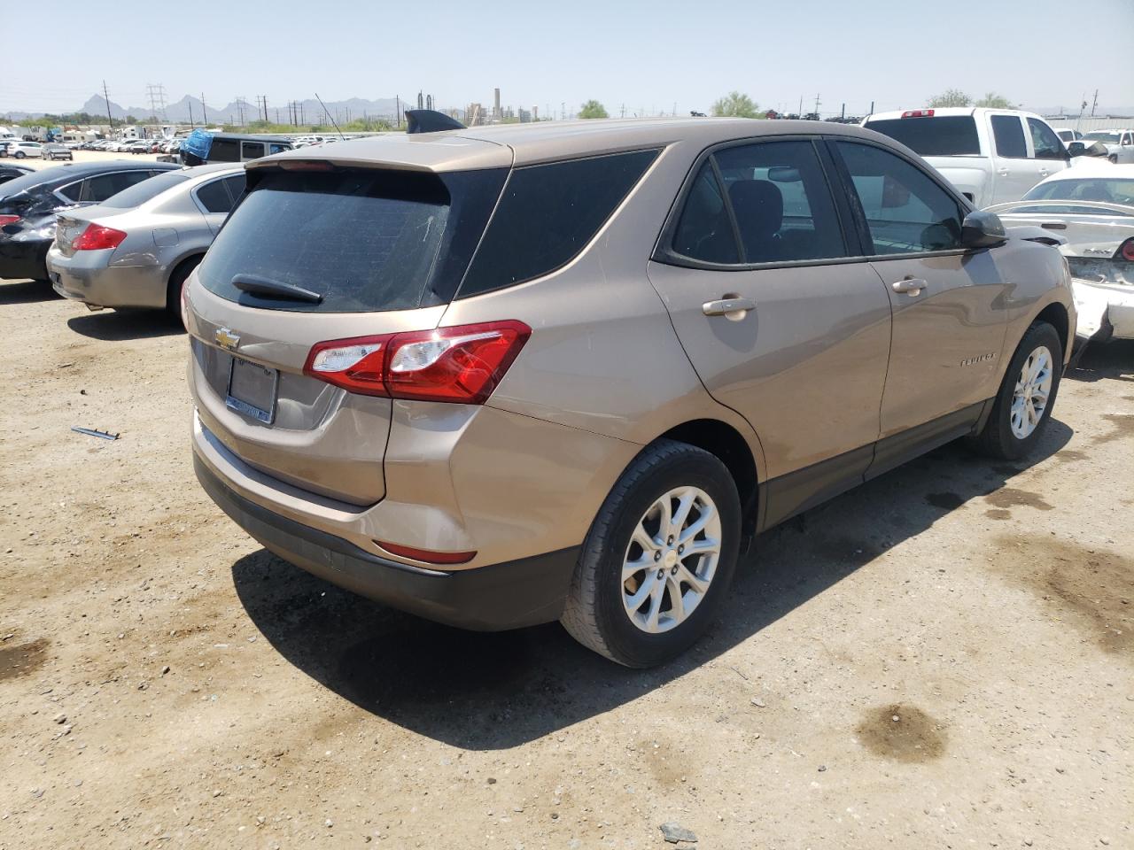 Photo 2 VIN: 2GNAXHEV2K6251834 - CHEVROLET EQUINOX 