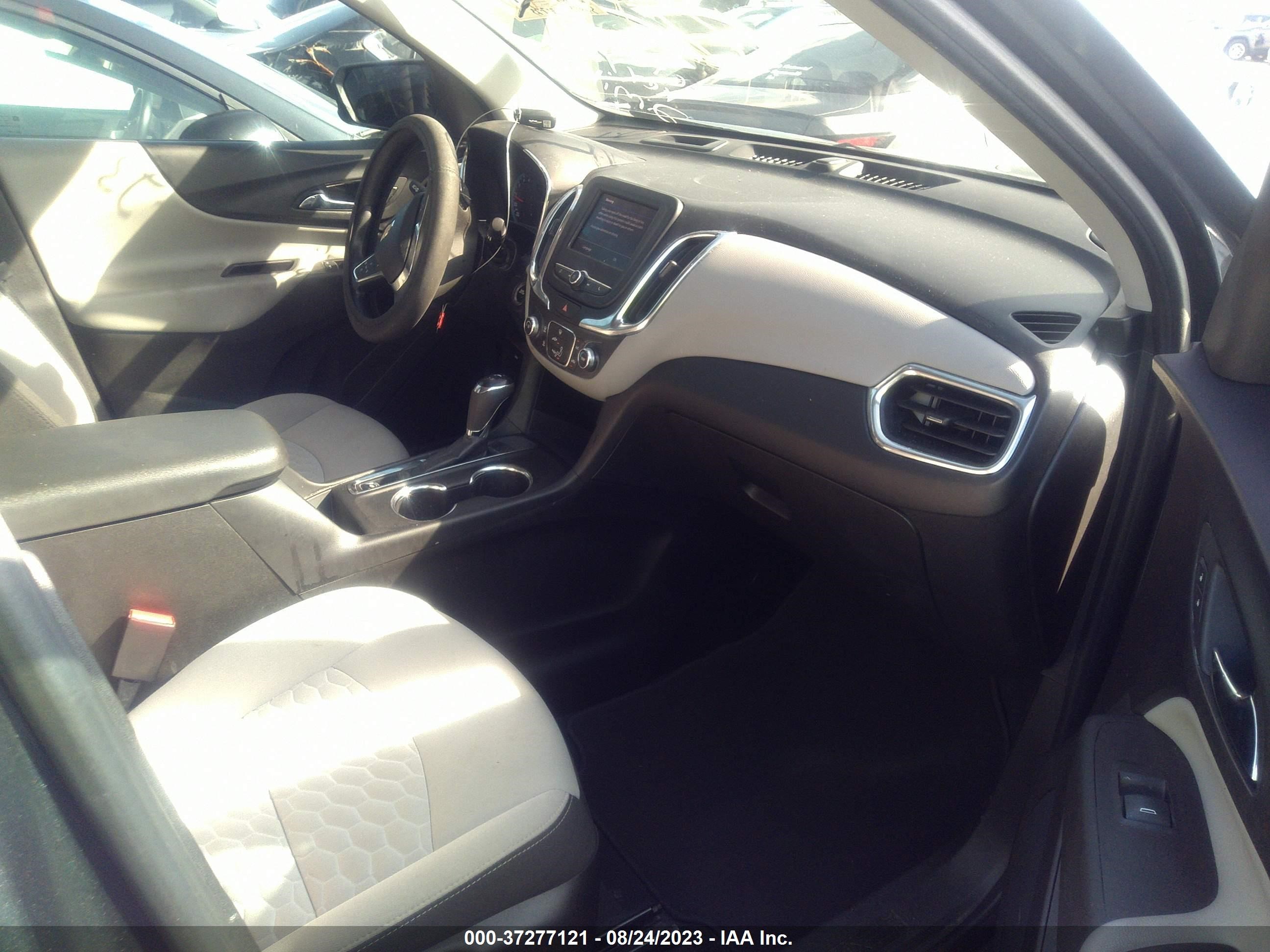 Photo 4 VIN: 2GNAXHEV2M6144754 - CHEVROLET EQUINOX 