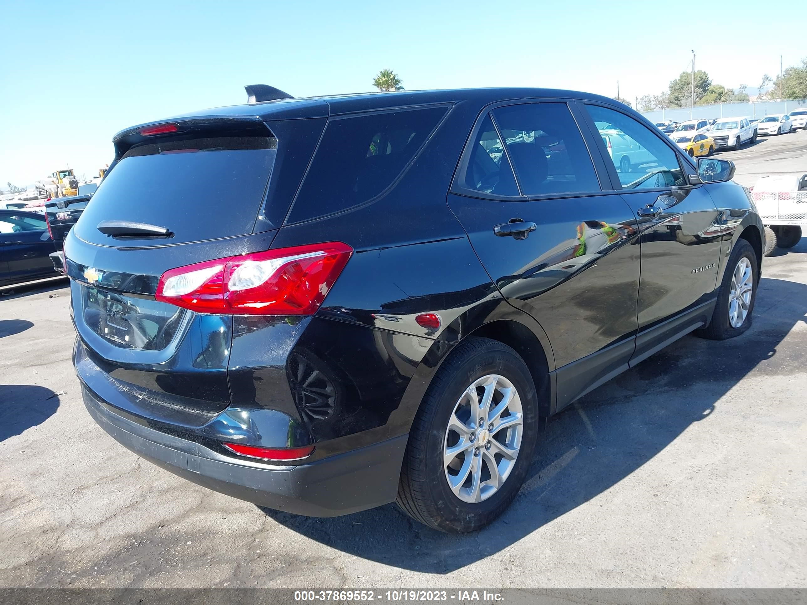 Photo 3 VIN: 2GNAXHEV2M6152742 - CHEVROLET EQUINOX 