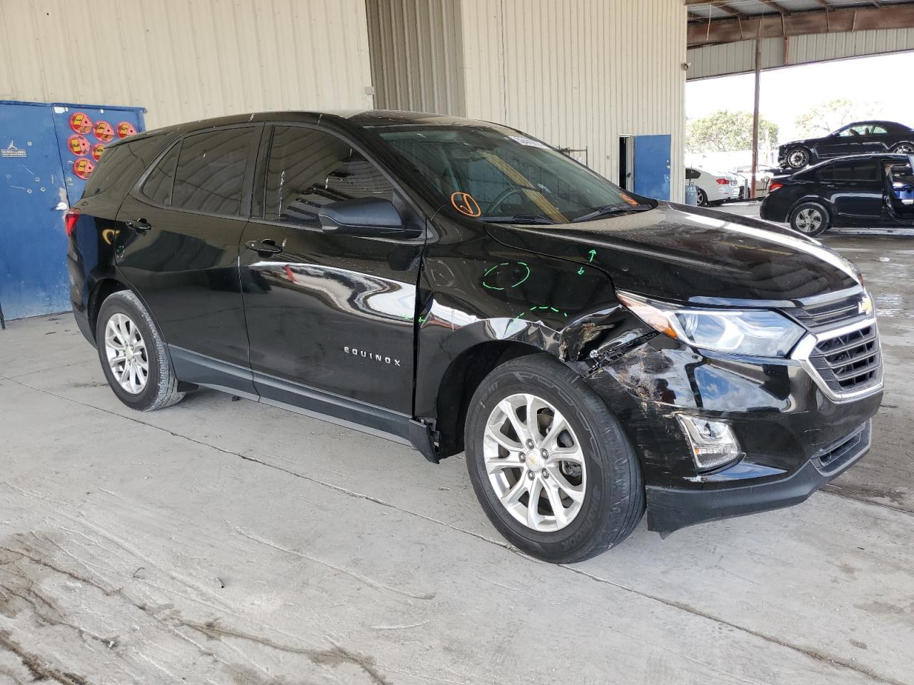 Photo 3 VIN: 2GNAXHEV3J6275185 - CHEVROLET EQUINOX 