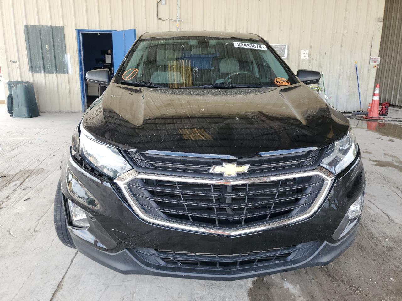 Photo 4 VIN: 2GNAXHEV3J6275185 - CHEVROLET EQUINOX 