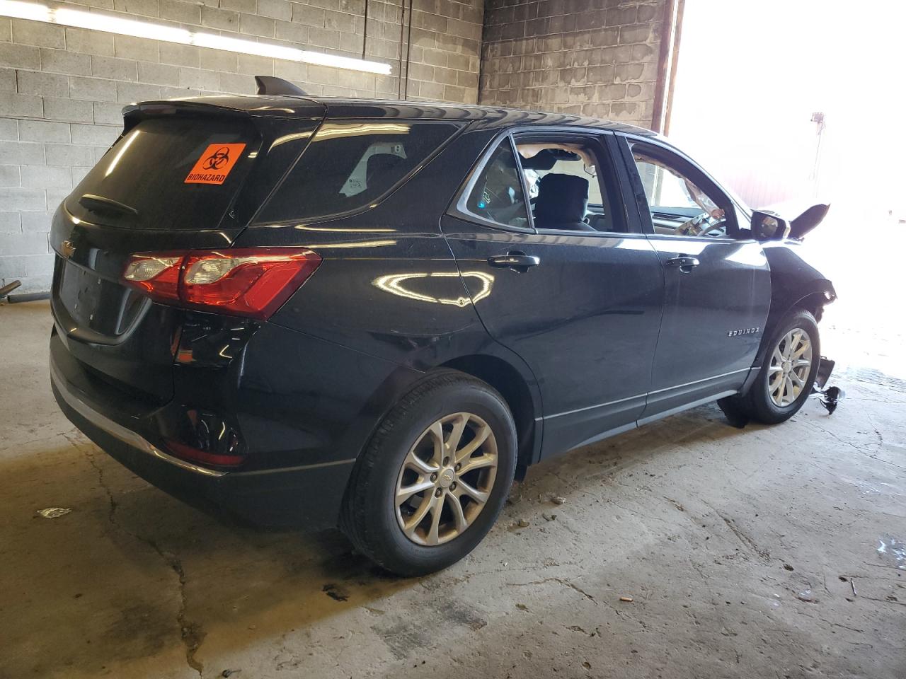 Photo 2 VIN: 2GNAXHEV3J6309514 - CHEVROLET EQUINOX 