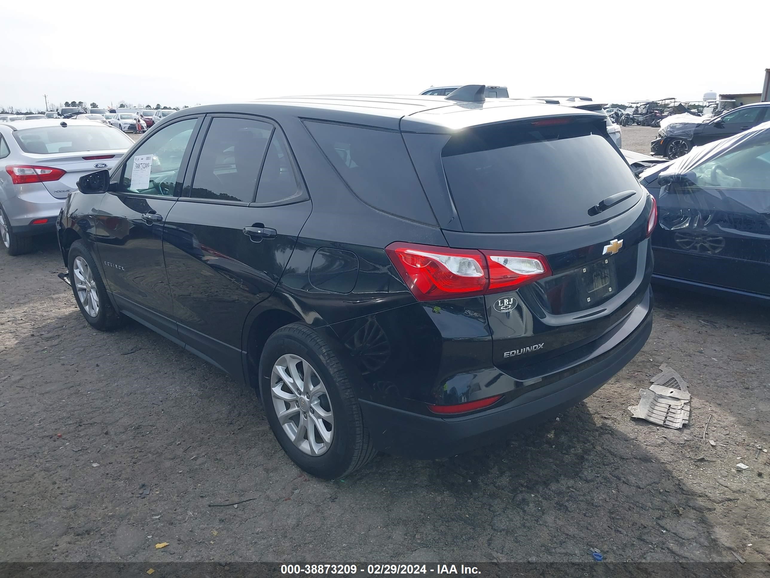 Photo 2 VIN: 2GNAXHEV3K6133954 - CHEVROLET EQUINOX 