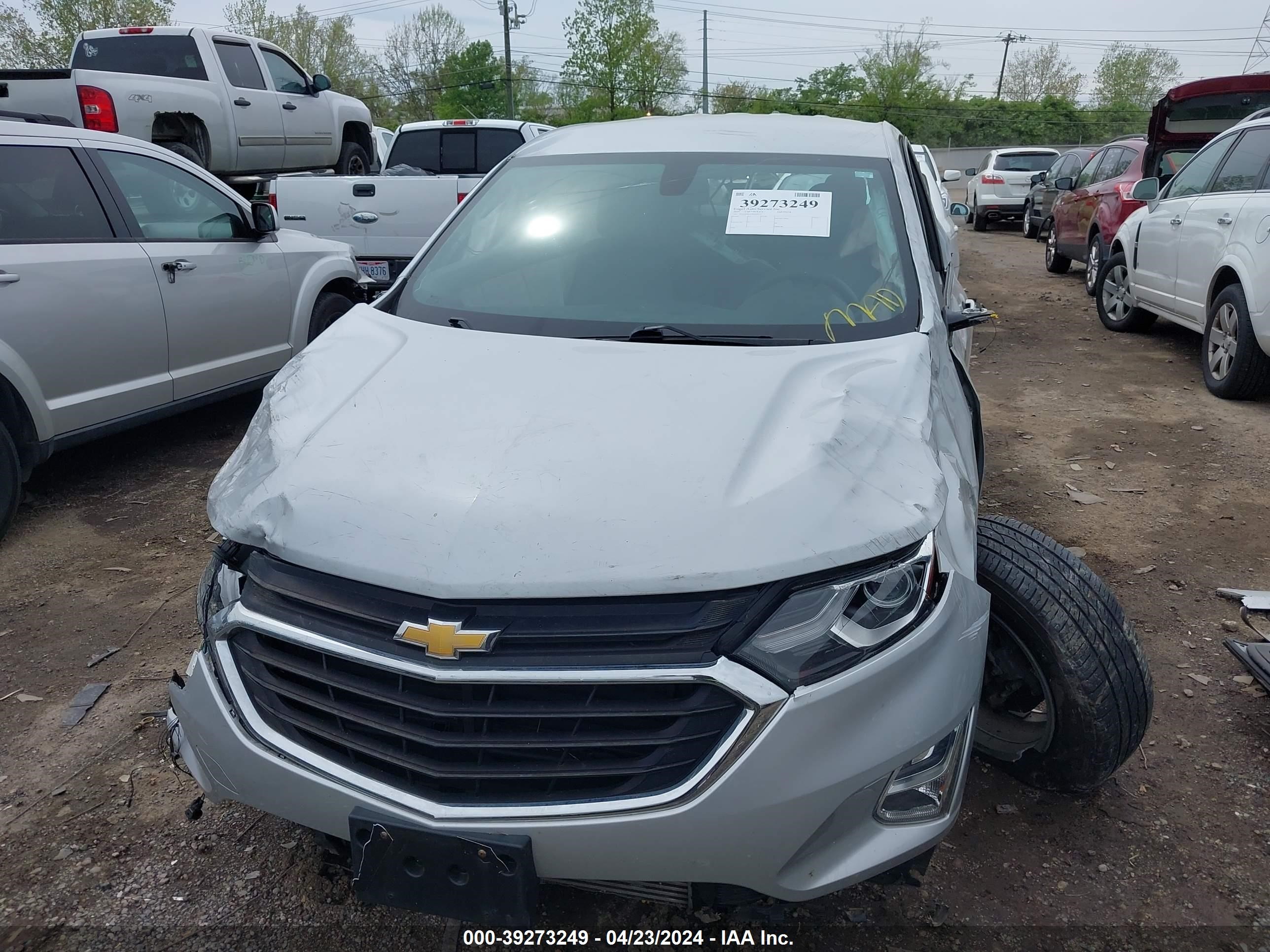 Photo 5 VIN: 2GNAXHEV5K6116122 - CHEVROLET EQUINOX 