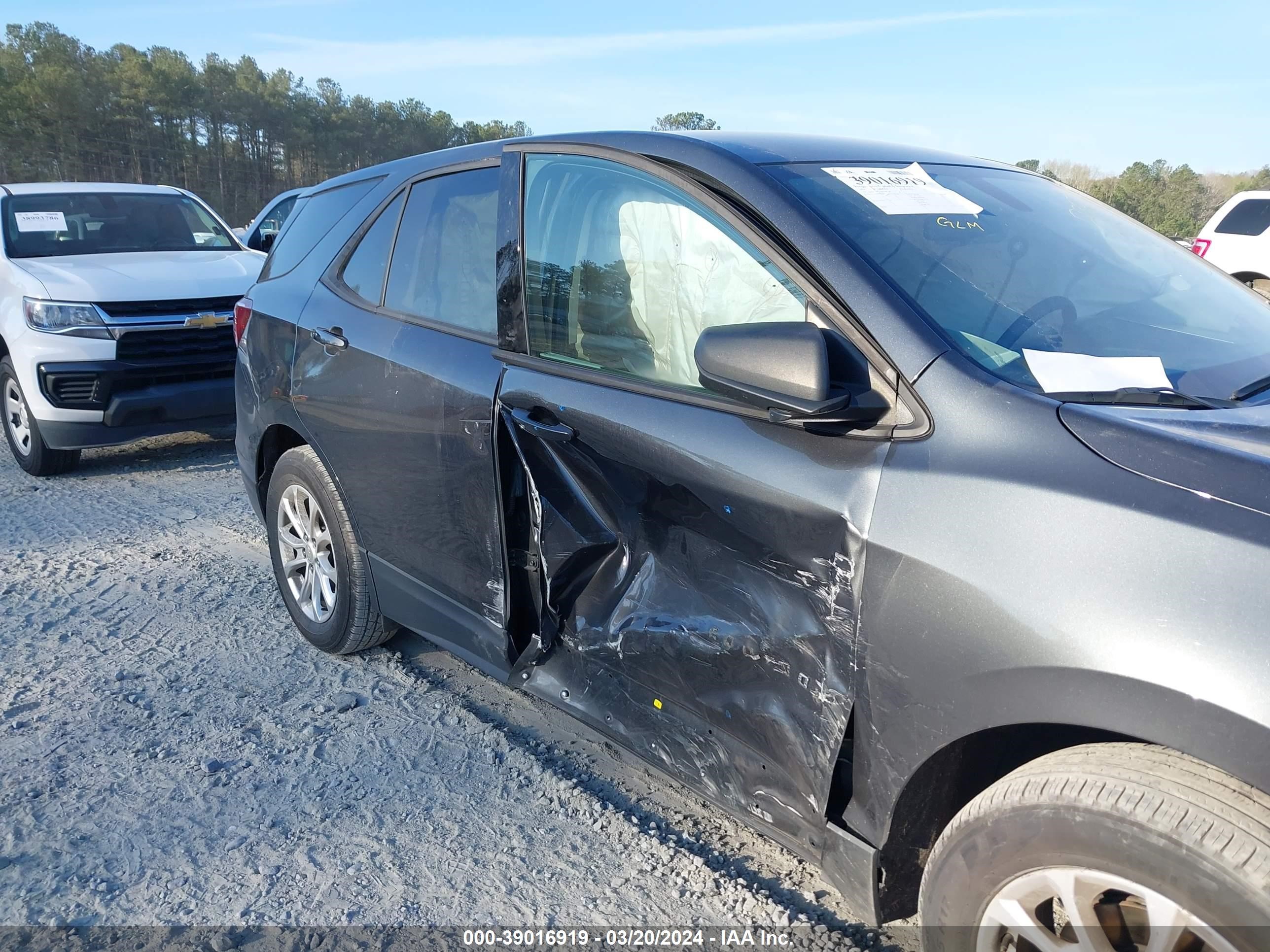 Photo 5 VIN: 2GNAXHEV6K6298784 - CHEVROLET EQUINOX 