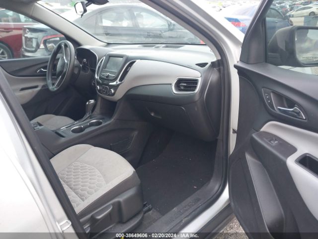 Photo 4 VIN: 2GNAXHEV7J6141747 - CHEVROLET EQUINOX 