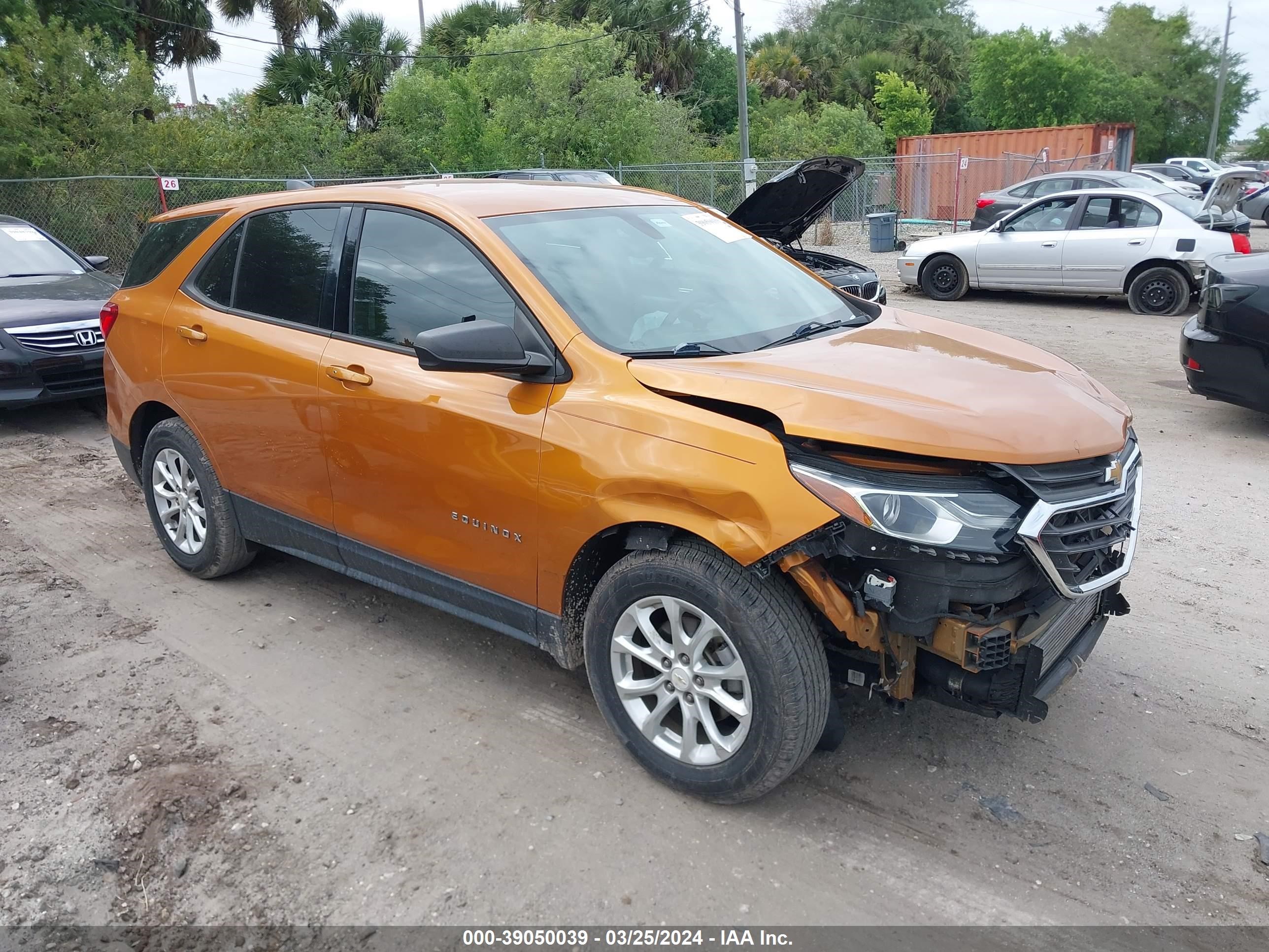 Photo 0 VIN: 2GNAXHEV9J6132905 - CHEVROLET EQUINOX 