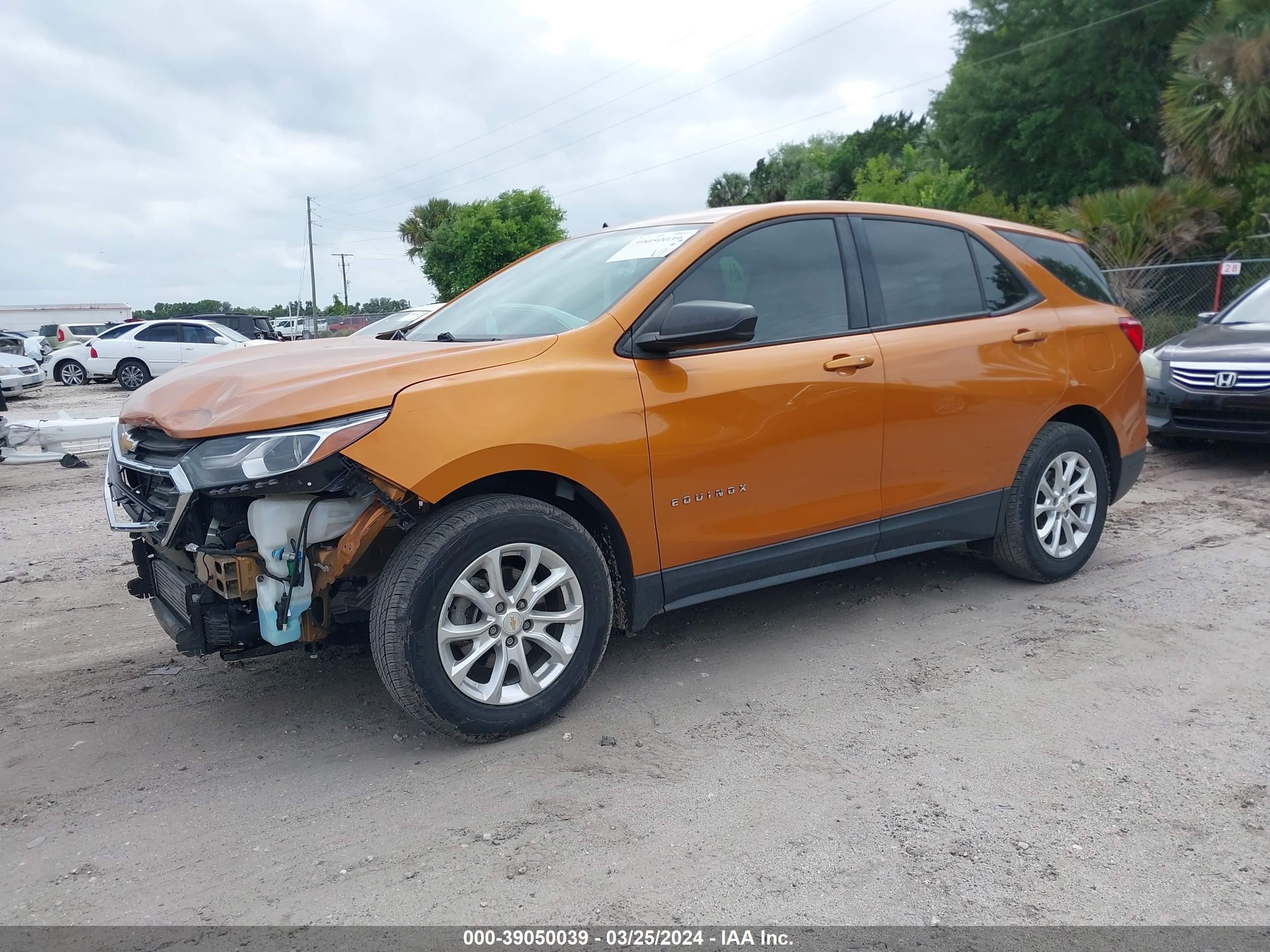 Photo 1 VIN: 2GNAXHEV9J6132905 - CHEVROLET EQUINOX 