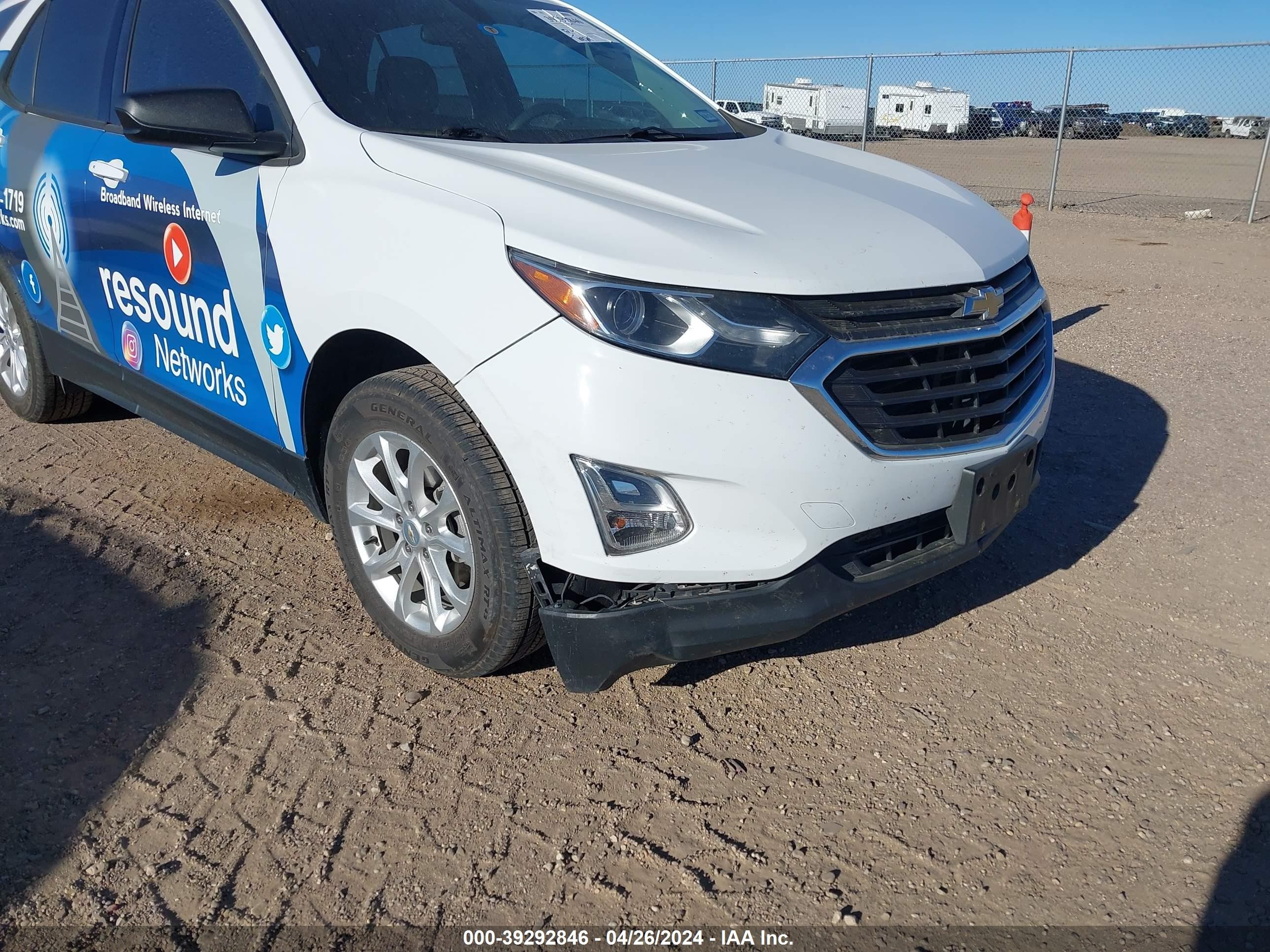 Photo 5 VIN: 2GNAXHEV9J6155763 - CHEVROLET EQUINOX 