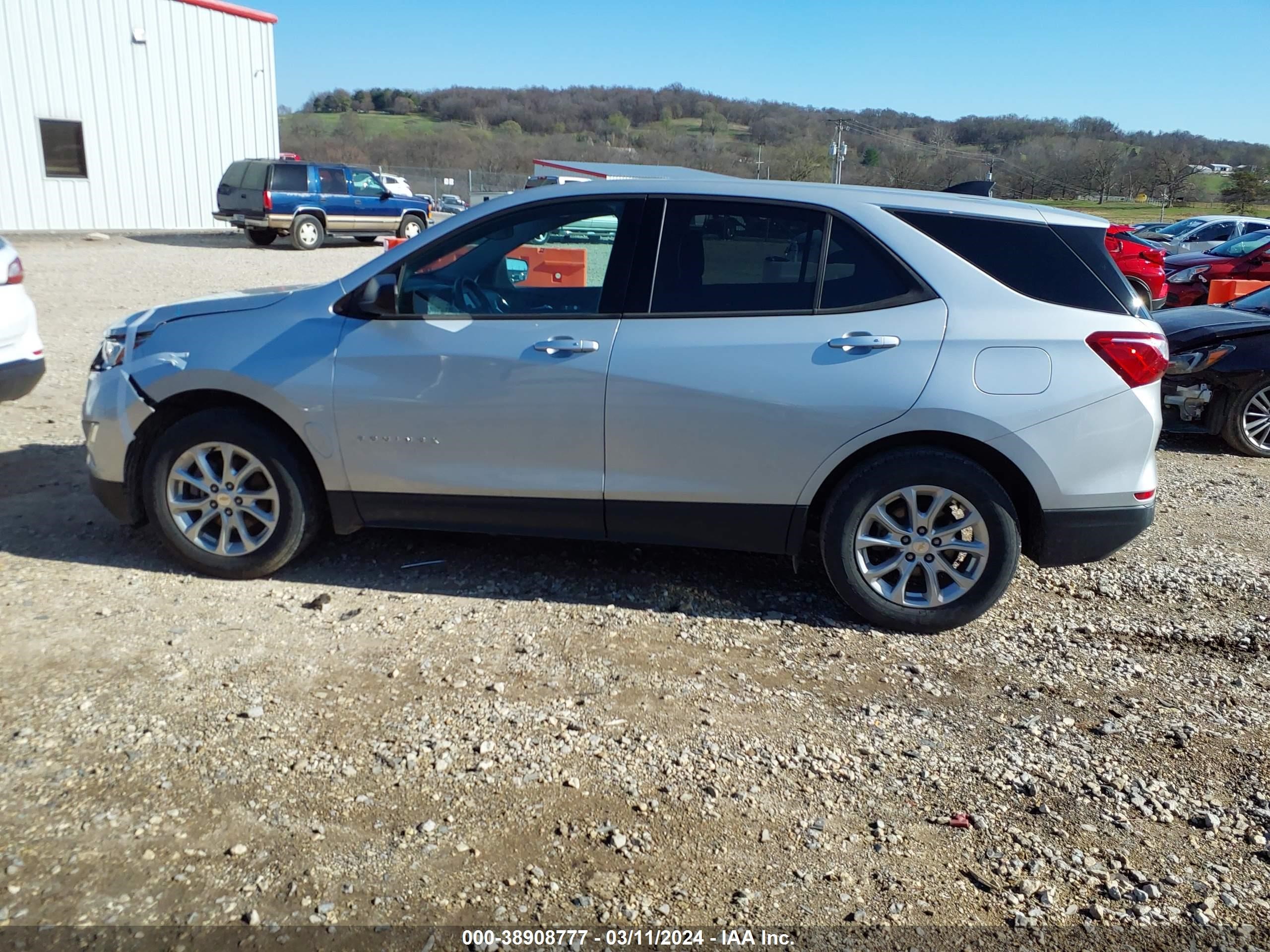 Photo 13 VIN: 2GNAXHEV9K6296723 - CHEVROLET EQUINOX 