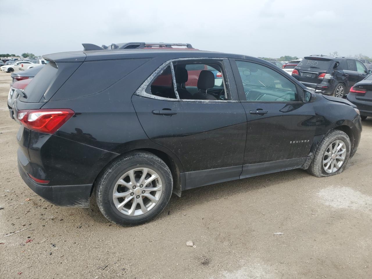 Photo 2 VIN: 2GNAXHEV9L6281897 - CHEVROLET EQUINOX 