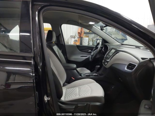 Photo 4 VIN: 2GNAXHEVXJ6208700 - CHEVROLET EQUINOX 