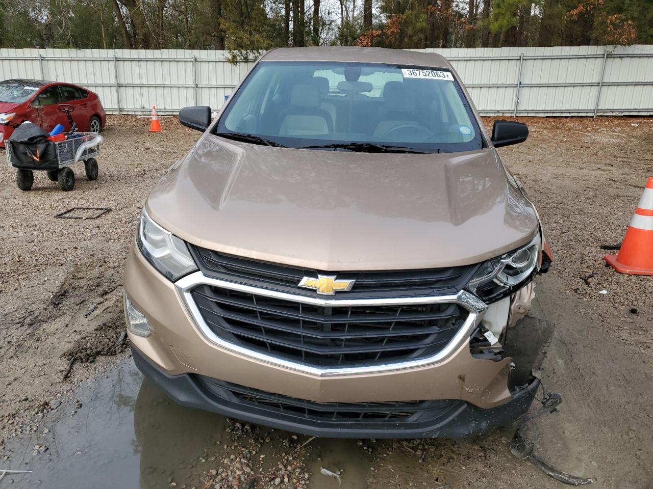 Photo 4 VIN: 2GNAXHEVXK6111286 - CHEVROLET EQUINOX 