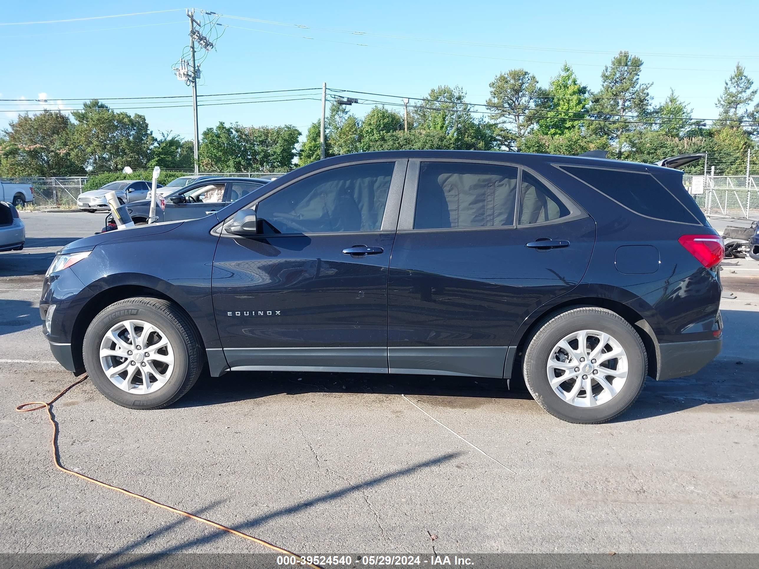 Photo 13 VIN: 2GNAXHEVXL6166726 - CHEVROLET EQUINOX 