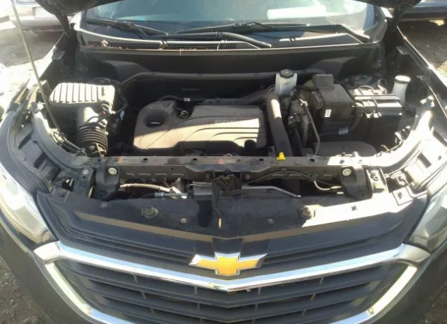 Photo 9 VIN: 2GNAXJEV0J6109813 - CHEVROLET EQUINOX 