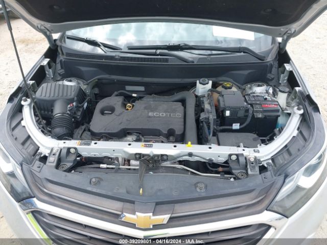 Photo 9 VIN: 2GNAXJEV0J6209152 - CHEVROLET EQUINOX 